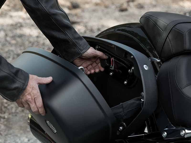 2018 Harley-Davidson Sport Glide® - media 15