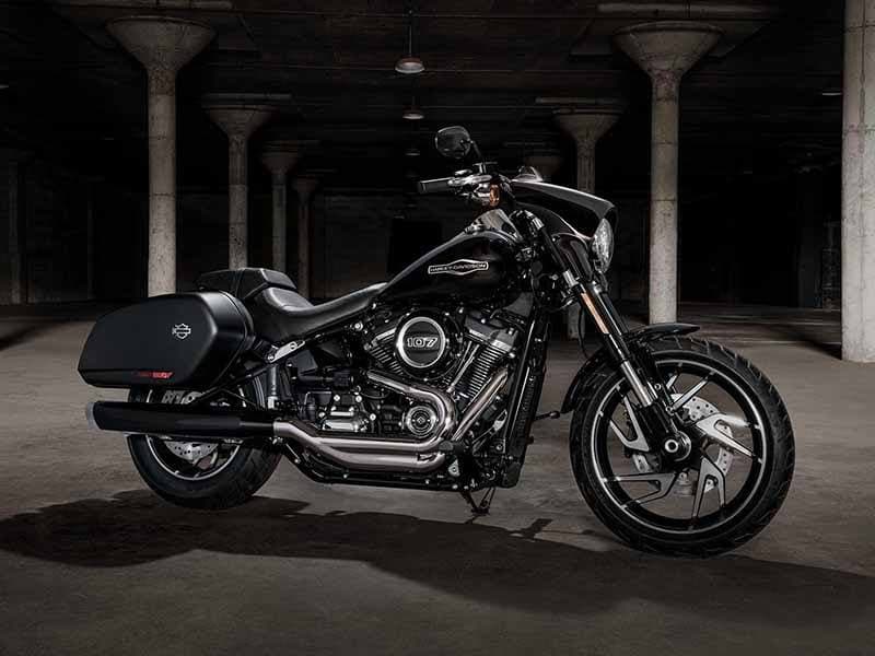 2018 Harley-Davidson Sport Glide® - media 17