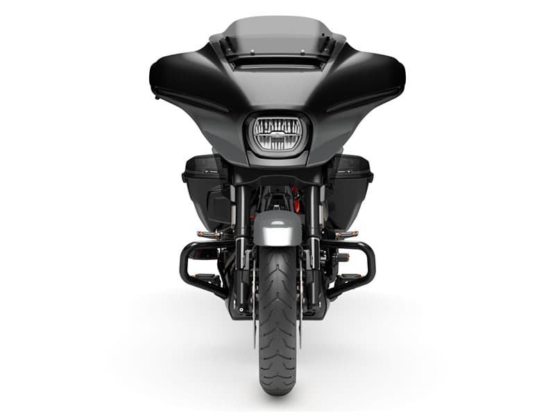 2025 Harley-Davidson CVO™ Street Glide® - media 5