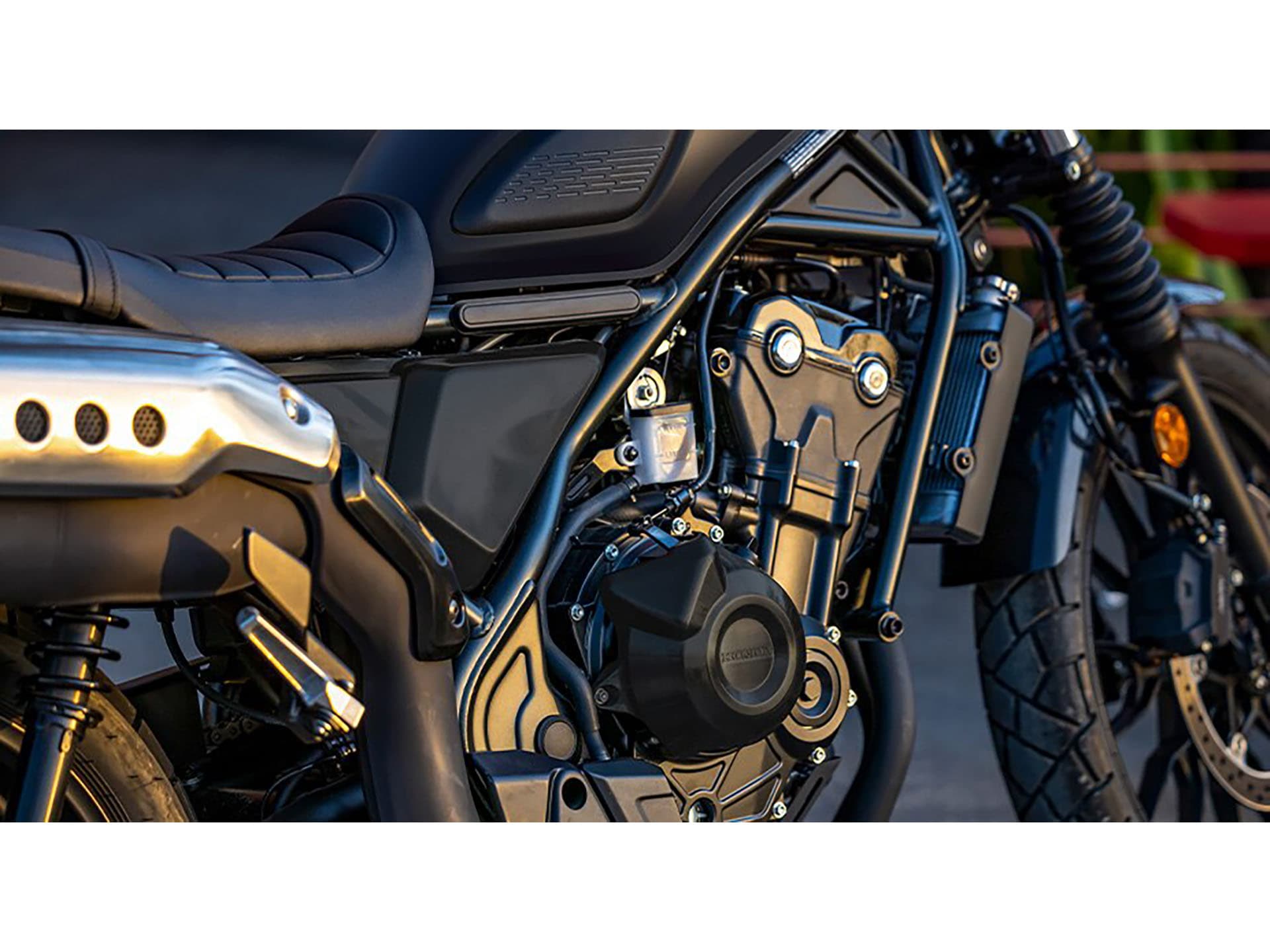 2025 Honda SCL500 - media 9