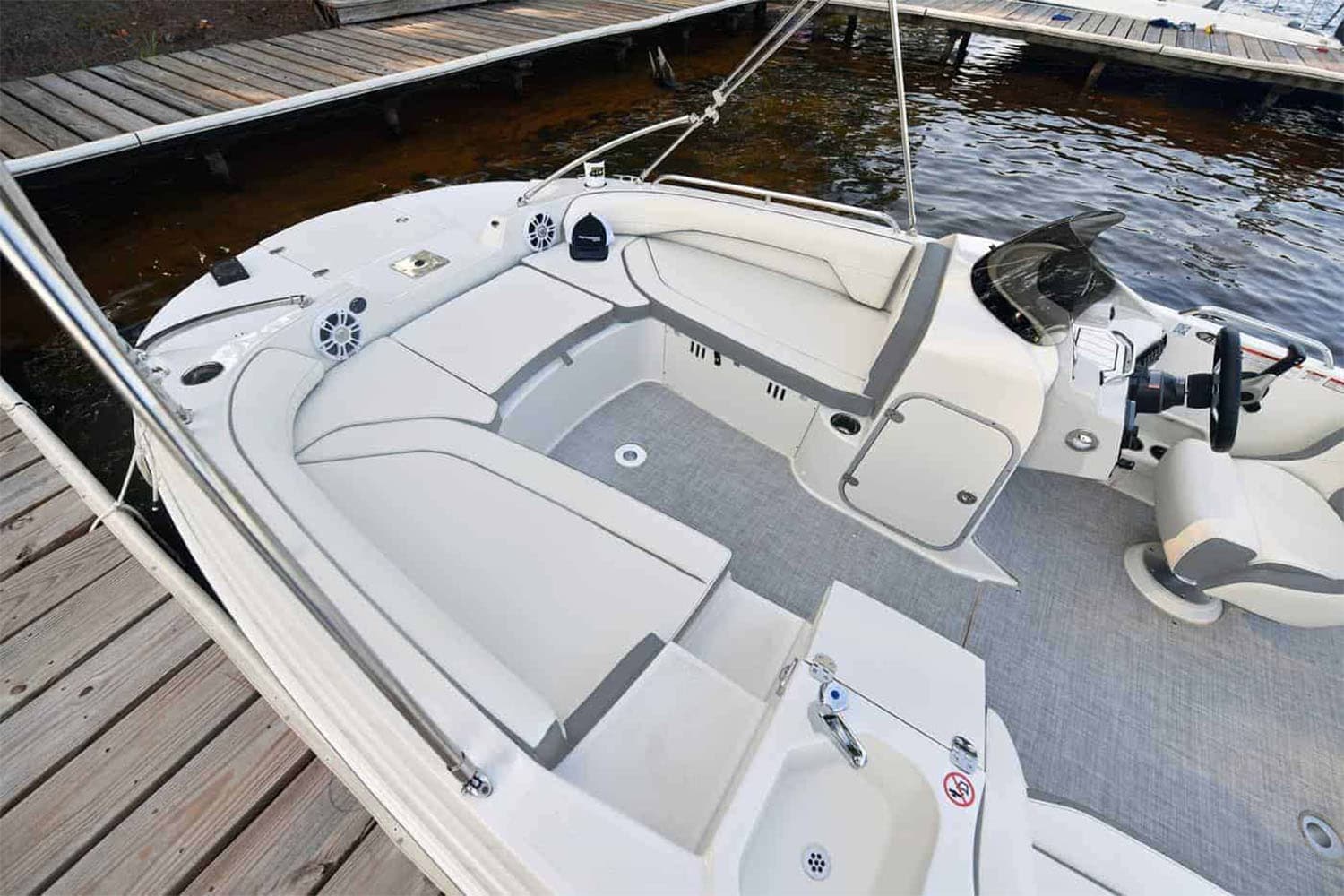 2025 Stingray 192SC - media 4