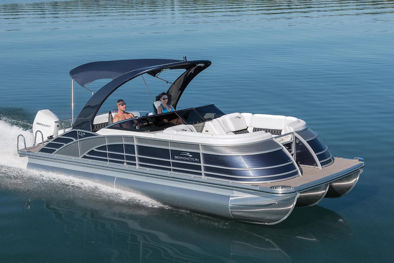 2021 Bennington Q 23 Swingback