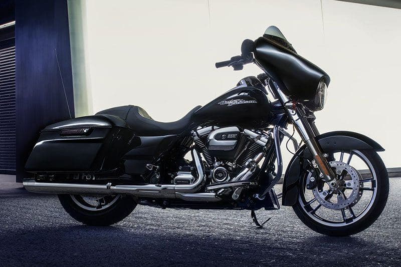 2017 Harley-Davidson Street Glide® - media 11