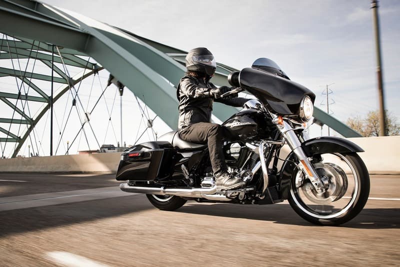 2019 Harley-Davidson Street Glide® - media 11