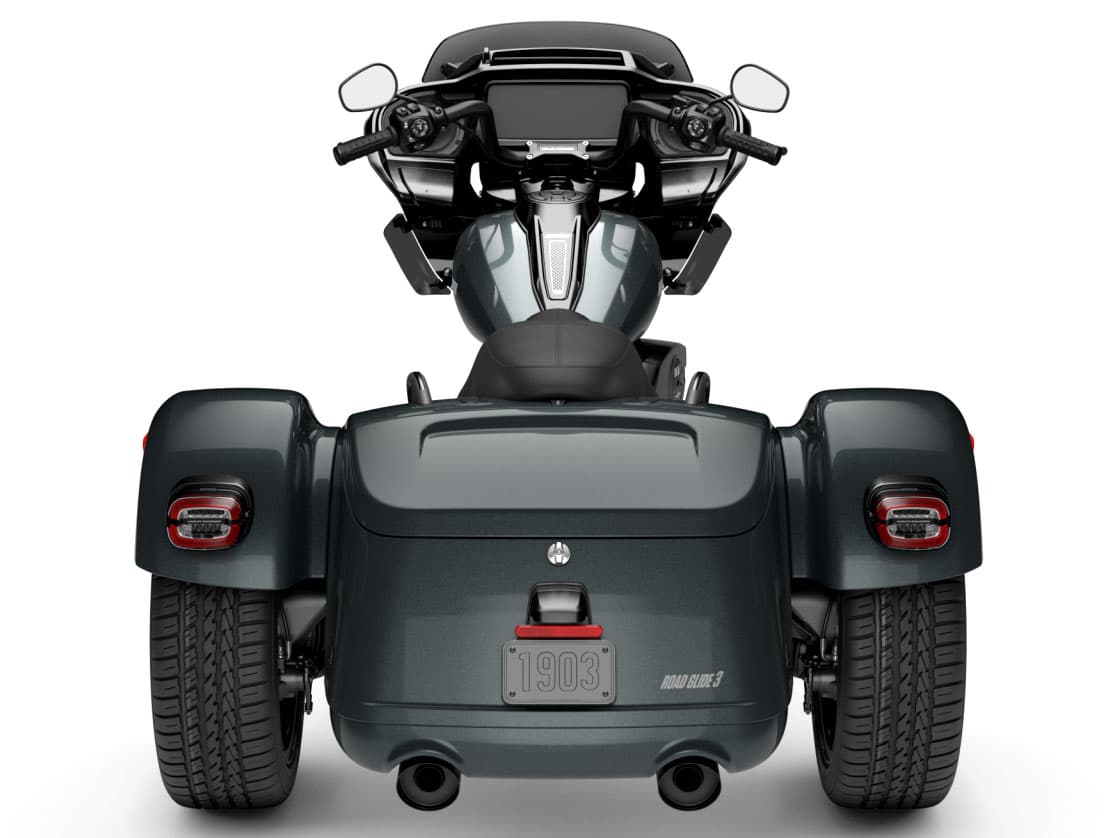 2026 Harley-Davidson Road Glide® 3 - media 8