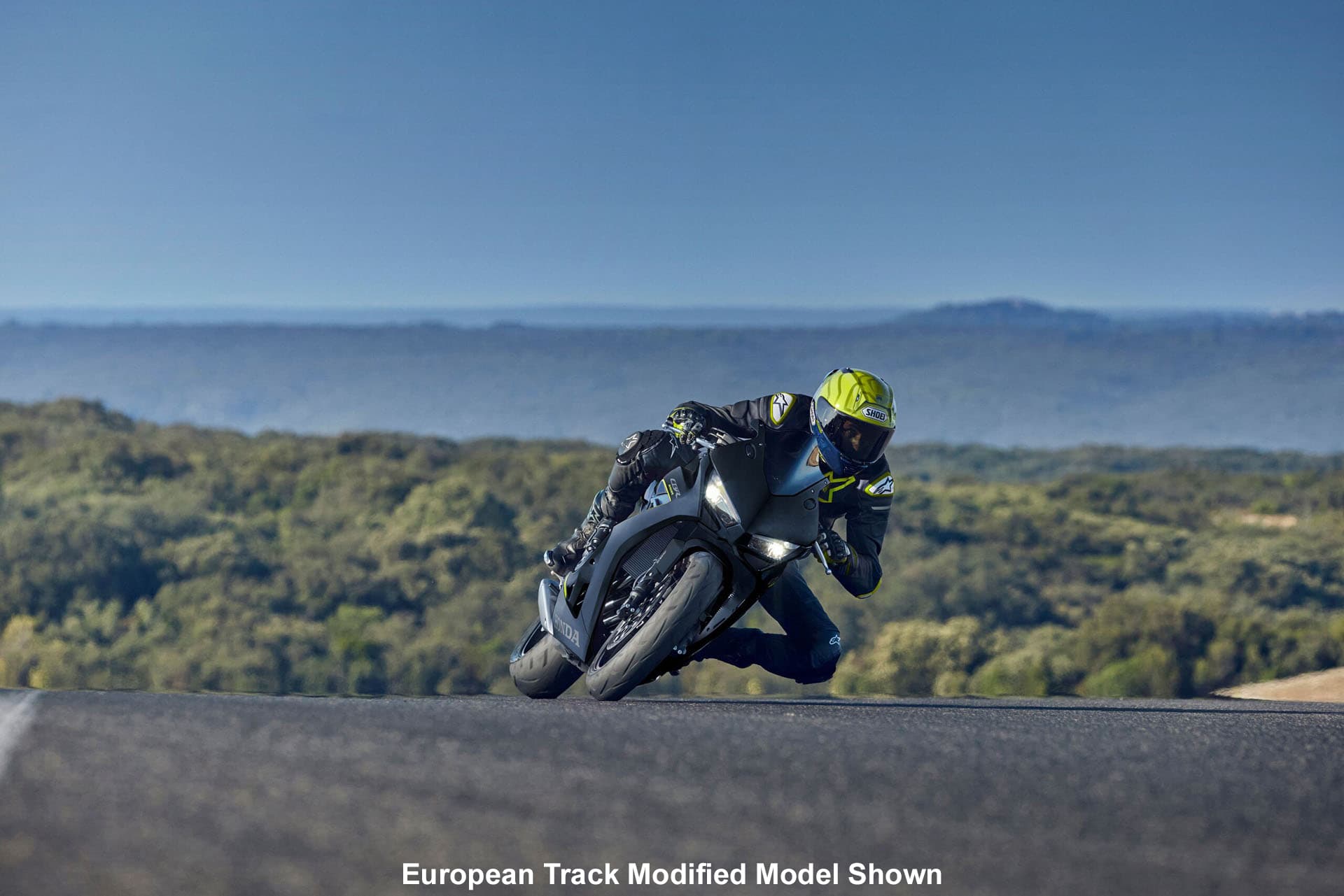 2026 Honda CBR650R E-Clutch - media 6