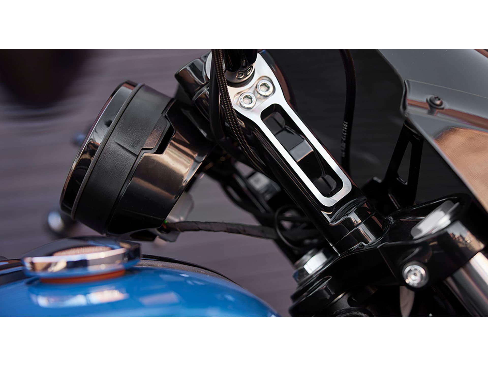 2025 Indian Motorcycle Sport Scout® Limited +Tech - media 9