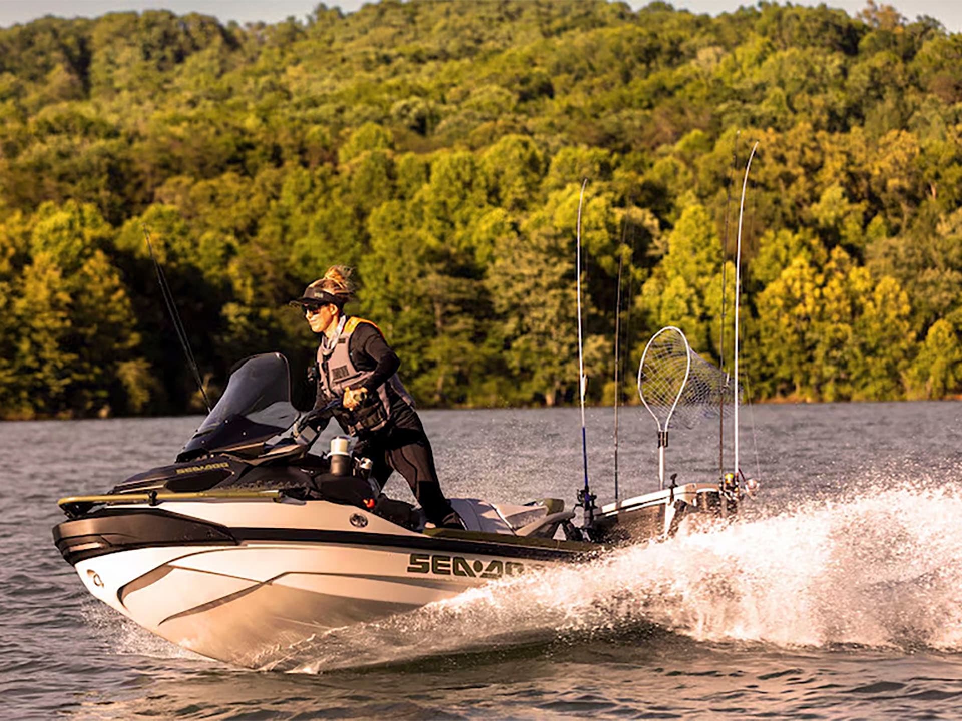 2025 Sea-Doo FishPro Apex 300 - media 12