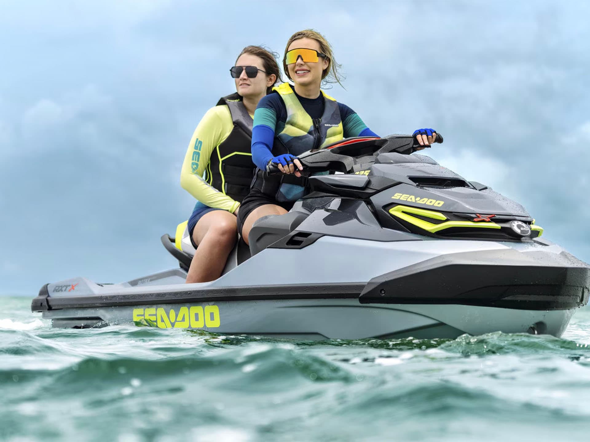 2025 Sea-Doo RXT-X 325 + Tech Package - media 12