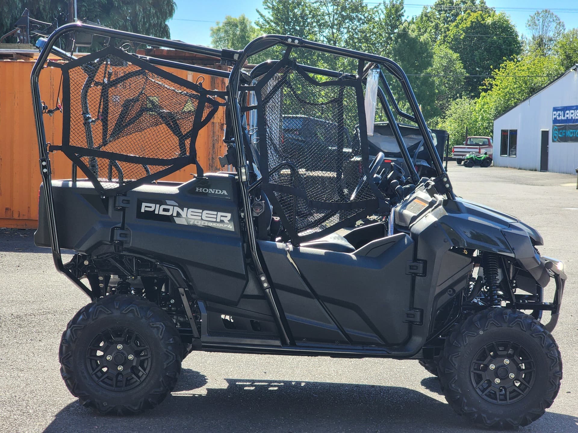 2025 Honda Pioneer 700-4 Deluxe - media 5