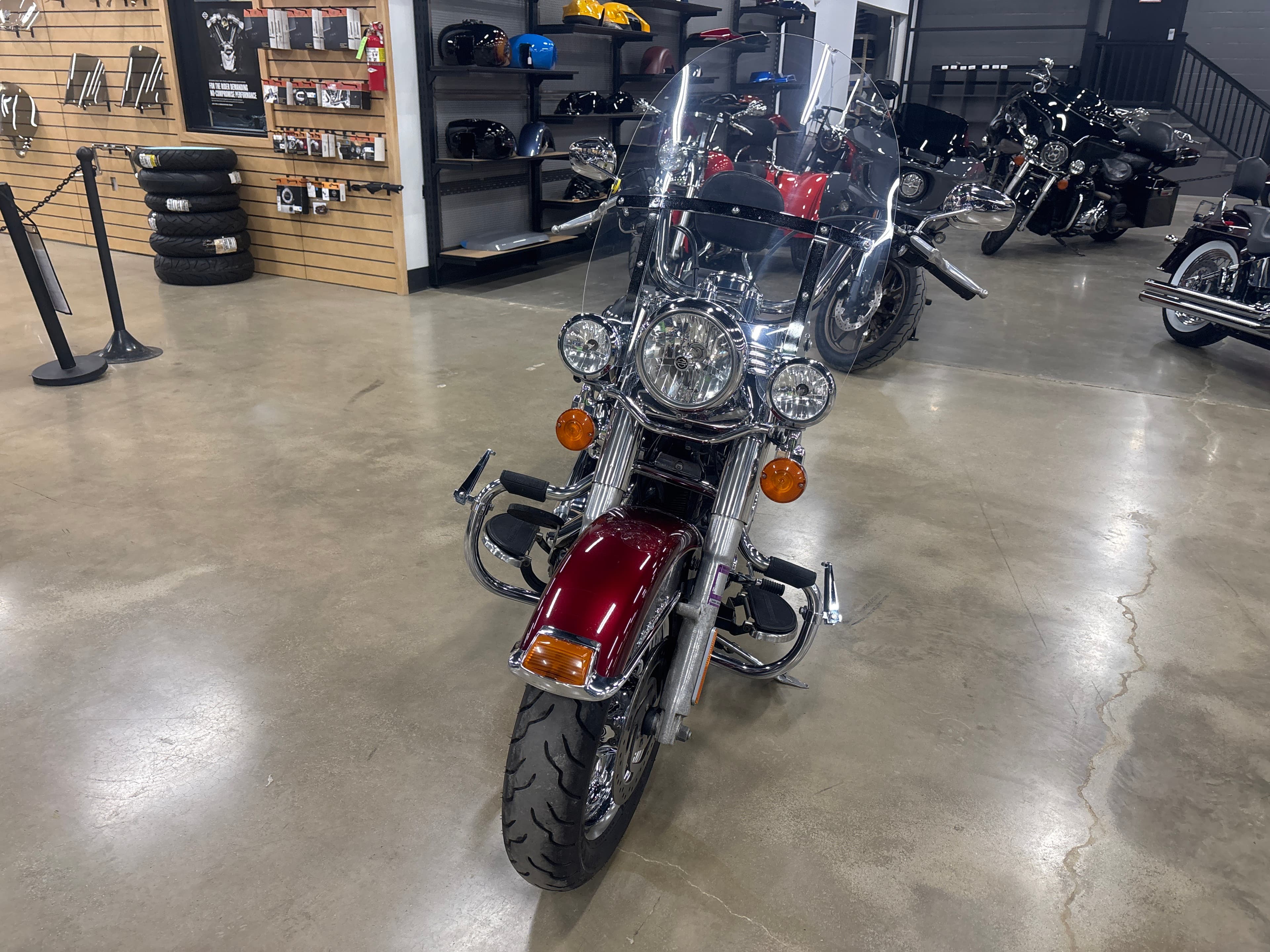 2015 Harley-Davidson Heritage Softail® Classic - media 2