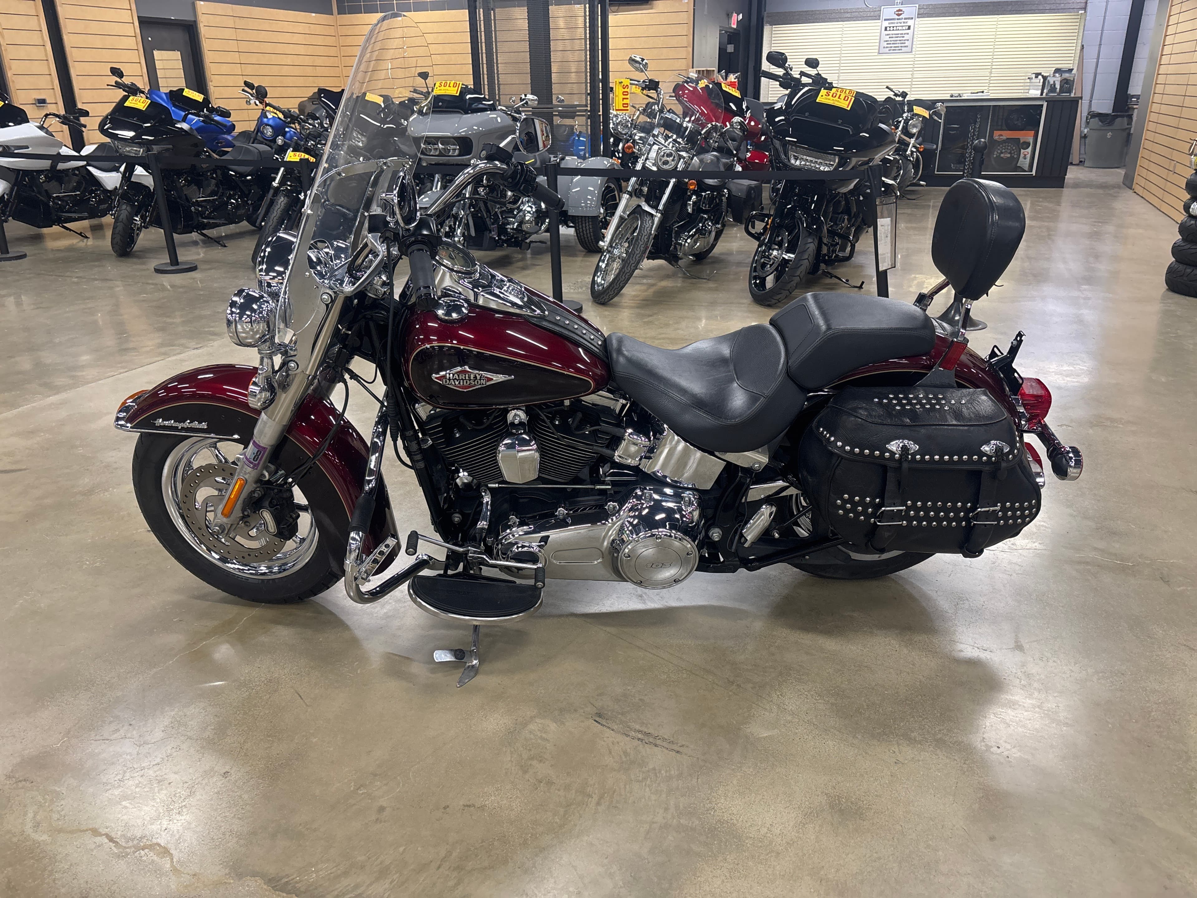 2015 Harley-Davidson Heritage Softail® Classic - media 3