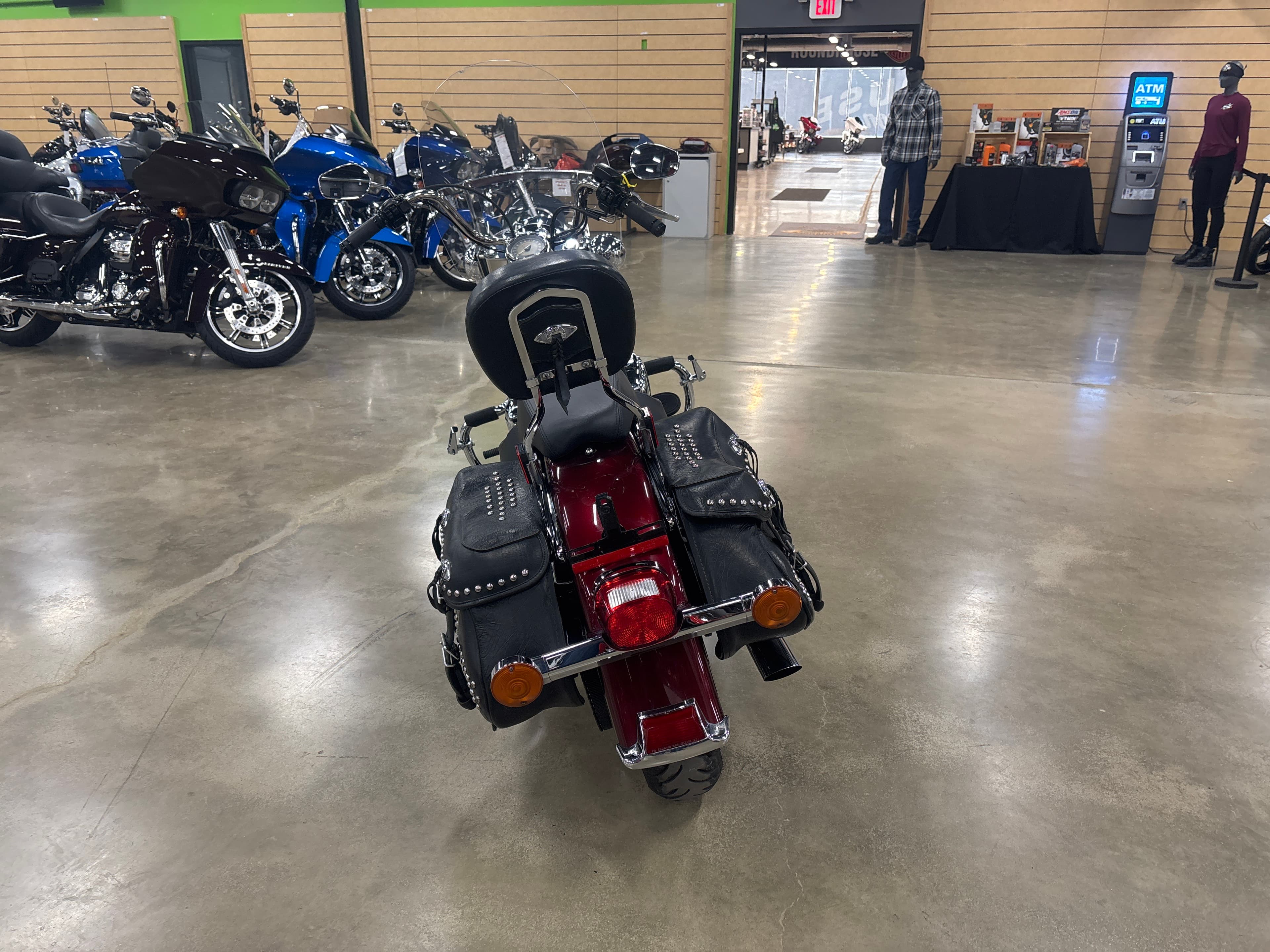 2015 Harley-Davidson Heritage Softail® Classic - media 4