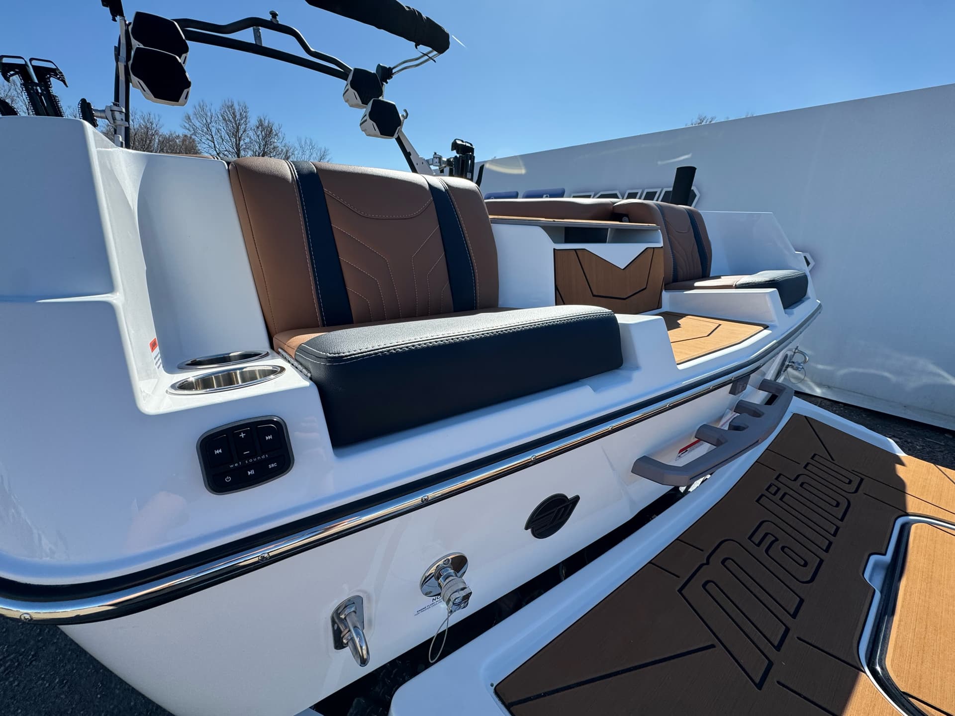 2025 Malibu Wakesetter 25 LSV - media 10