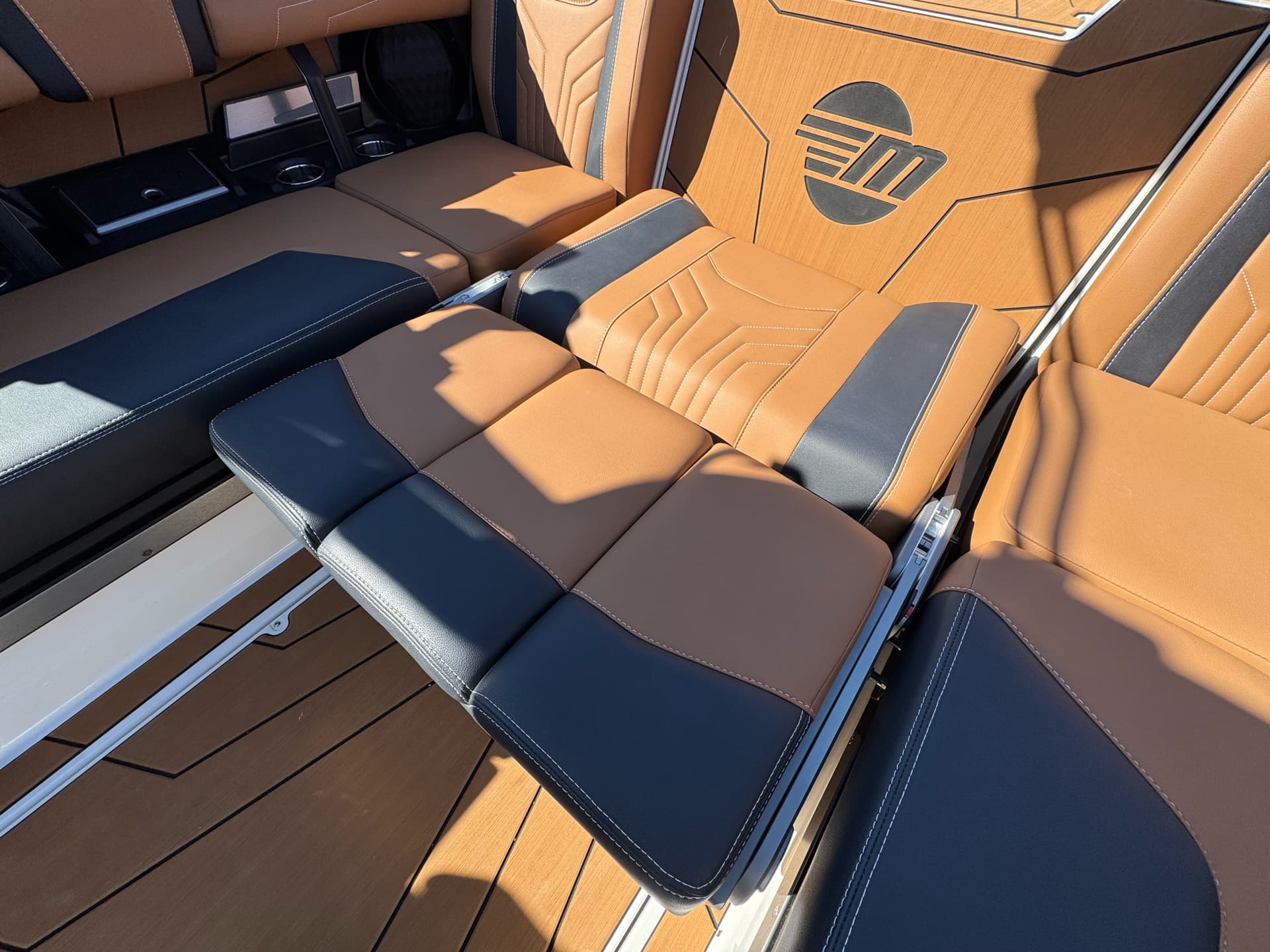 2025 Malibu Wakesetter 25 LSV - media 14