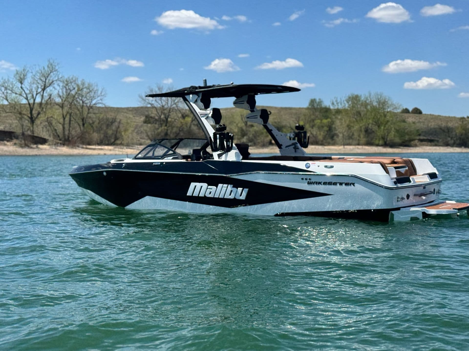 2025 Malibu Wakesetter 25 LSV - media 3