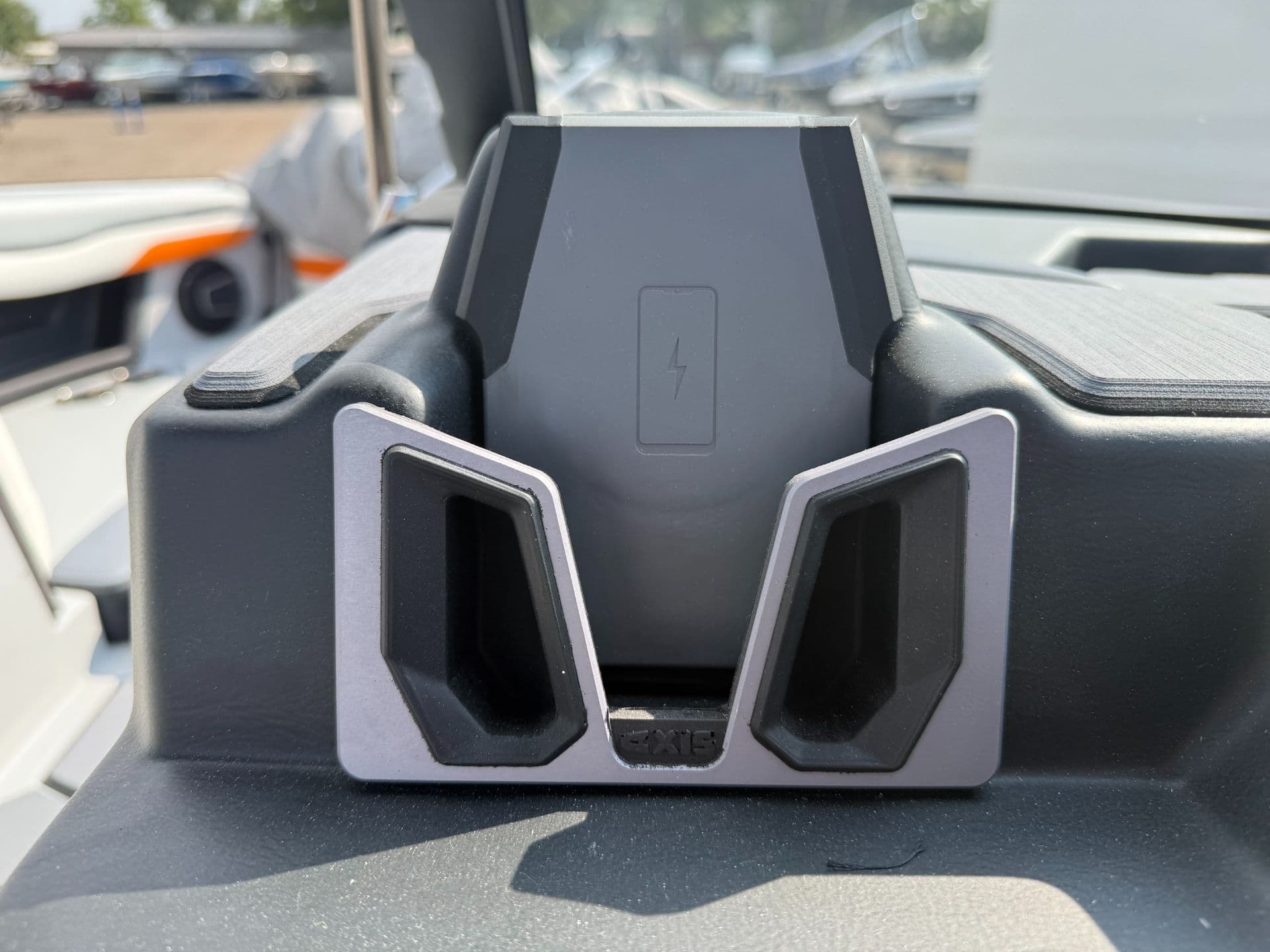 2026 Axis Axis T235 - media 26