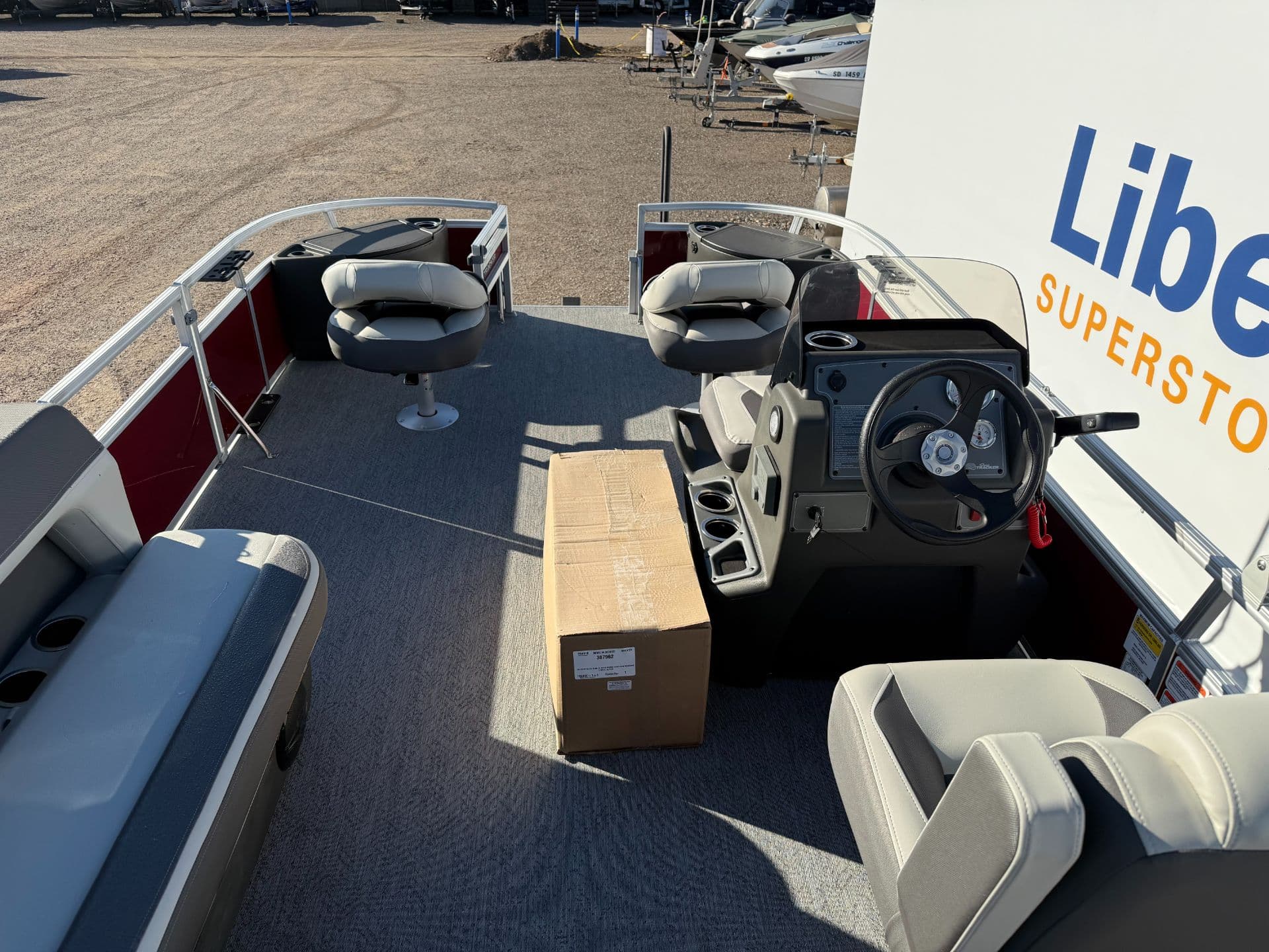 2026 Sun Tracker Bass Buggy 18 DLX - media 5