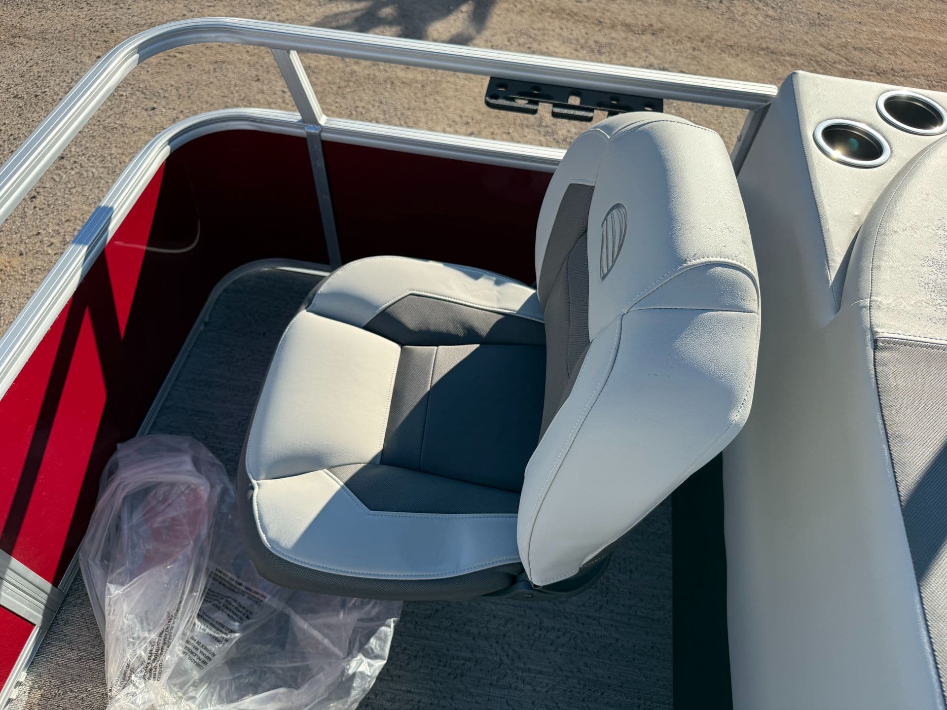 2026 Sun Tracker Bass Buggy 18 DLX - media 6