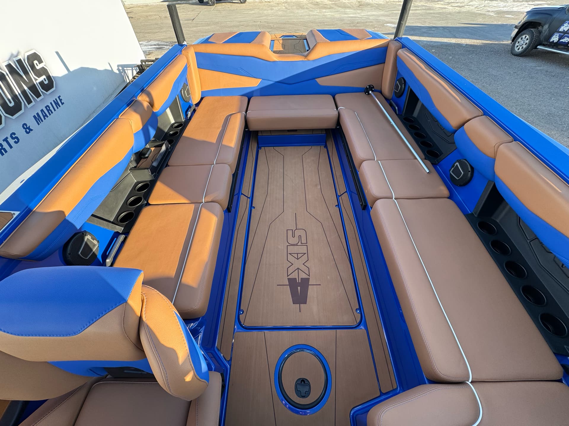 2025 Axis T250 - media 6