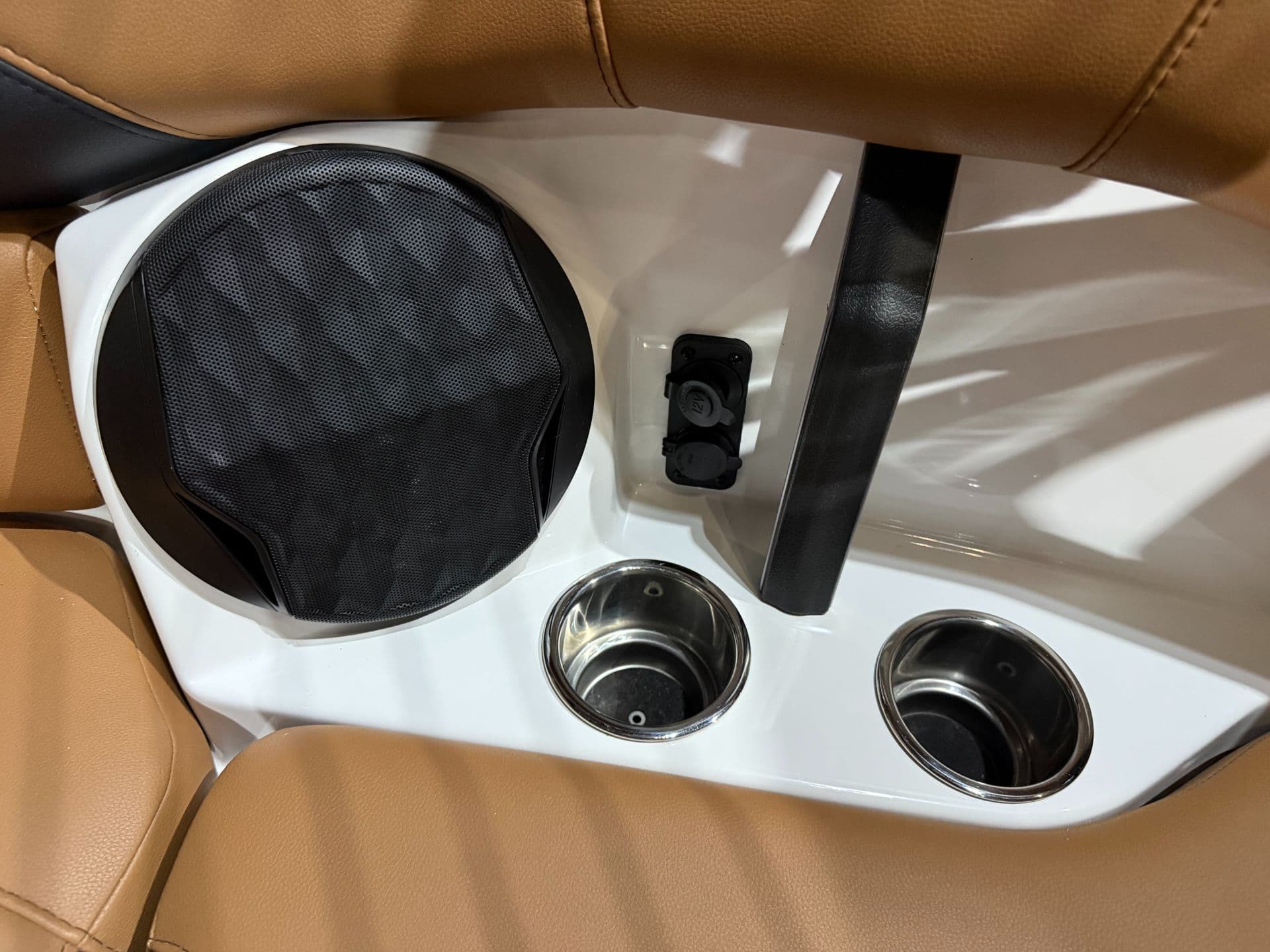 2026 Malibu Wakesetter 23 LSV - media 9