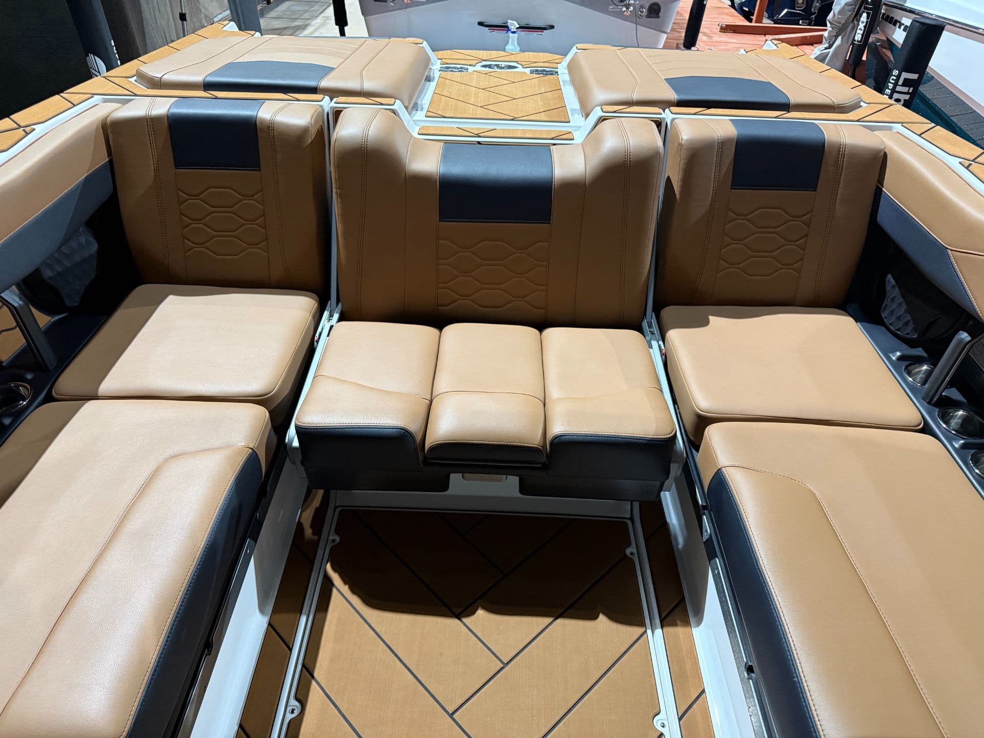 2026 Malibu Wakesetter 23 LSV - media 20