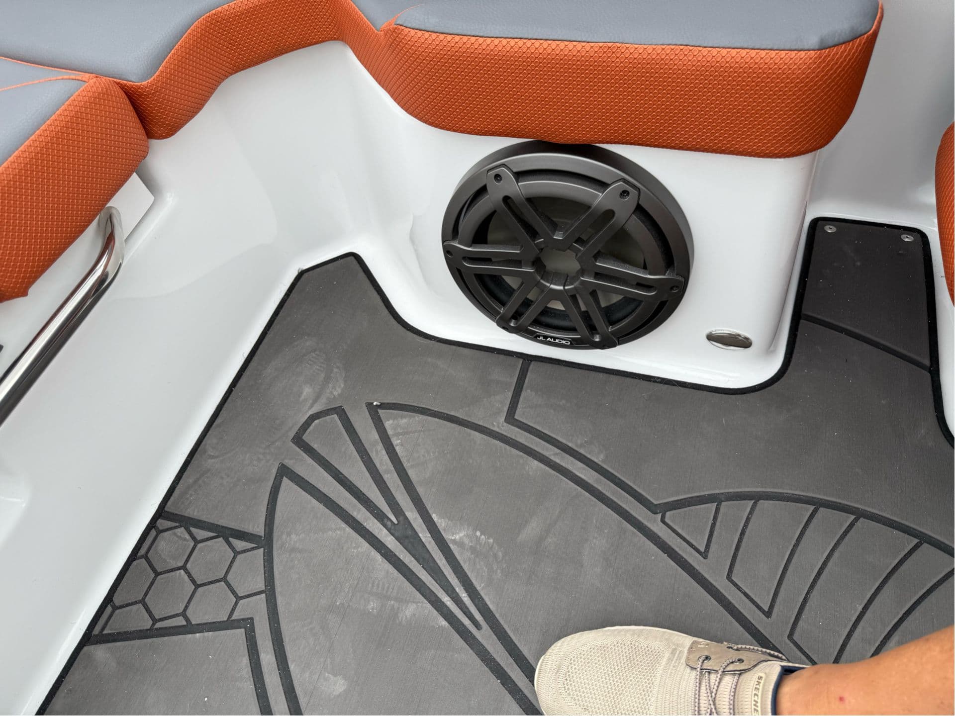 2025 Scarab 195 LX - media 14