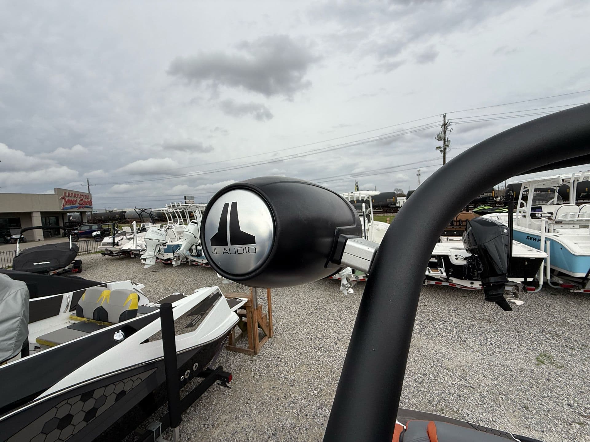 2025 Scarab 195 LX - media 29