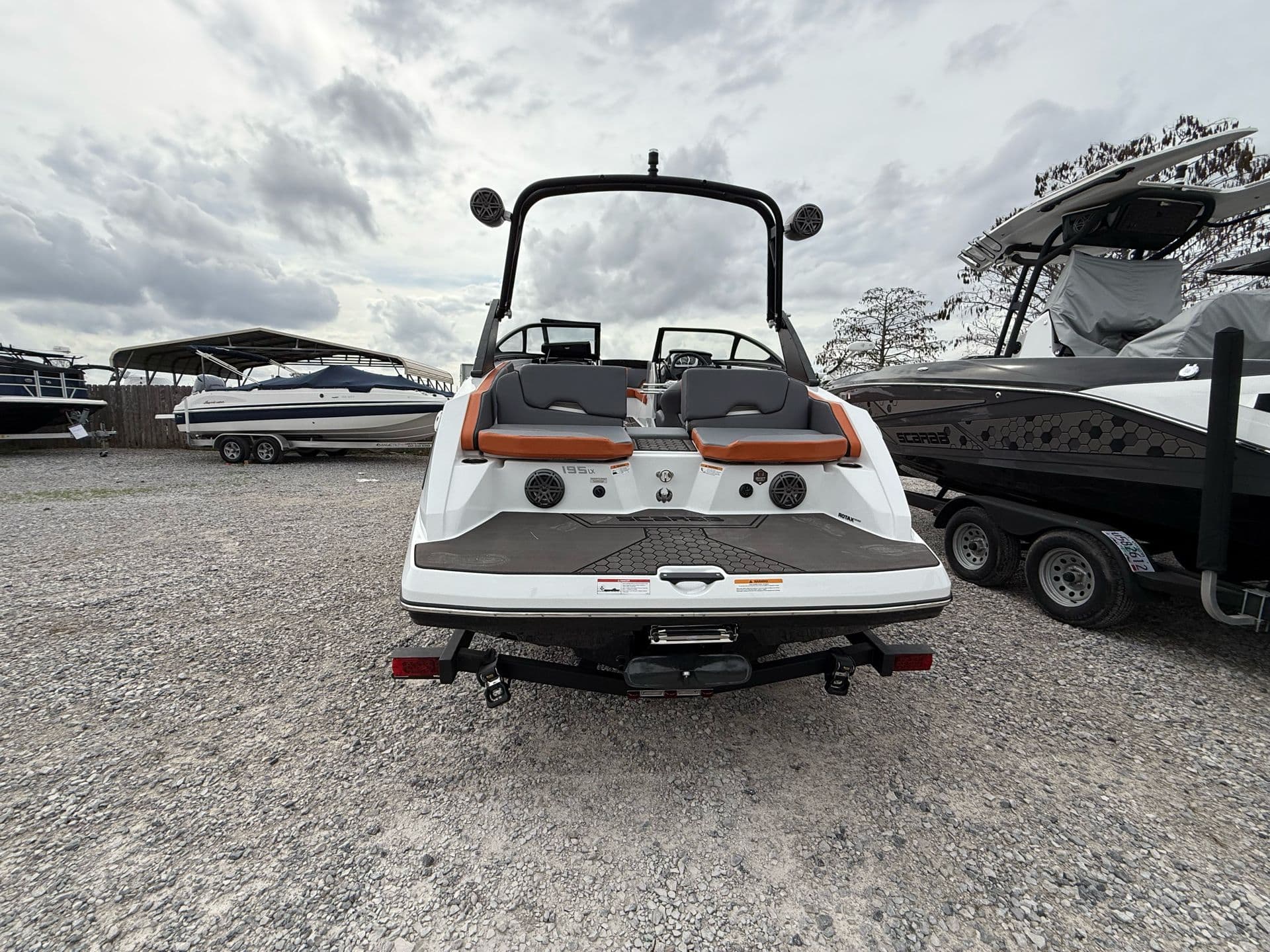 2025 Scarab 195 LX - media 30