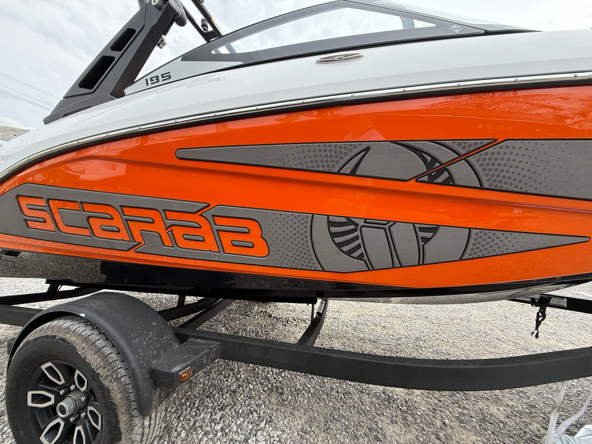 2025 Scarab 195 LX - media 33