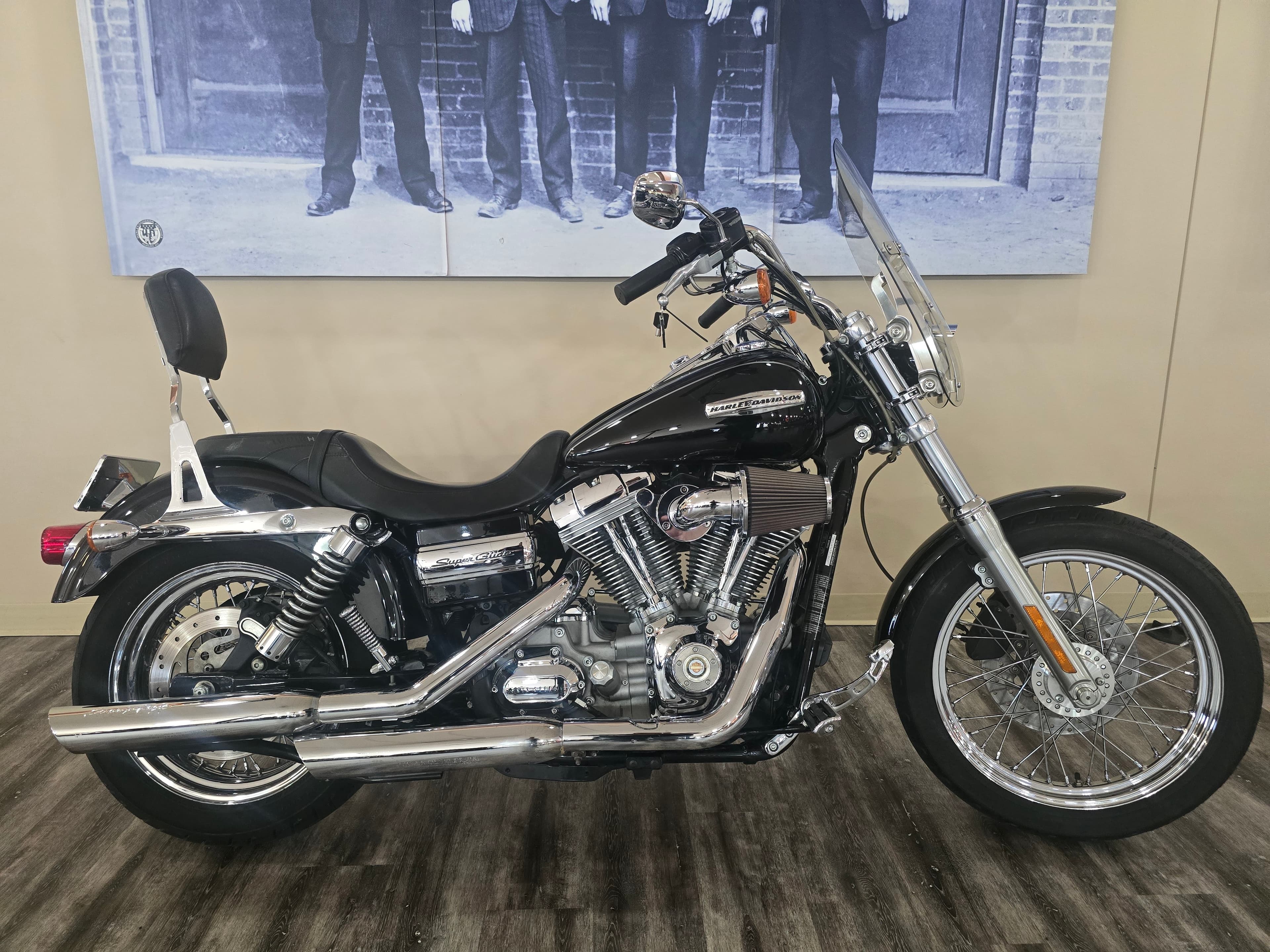 2007 Harley-Davidson Dyna® Super Glide® Custom - media 2
