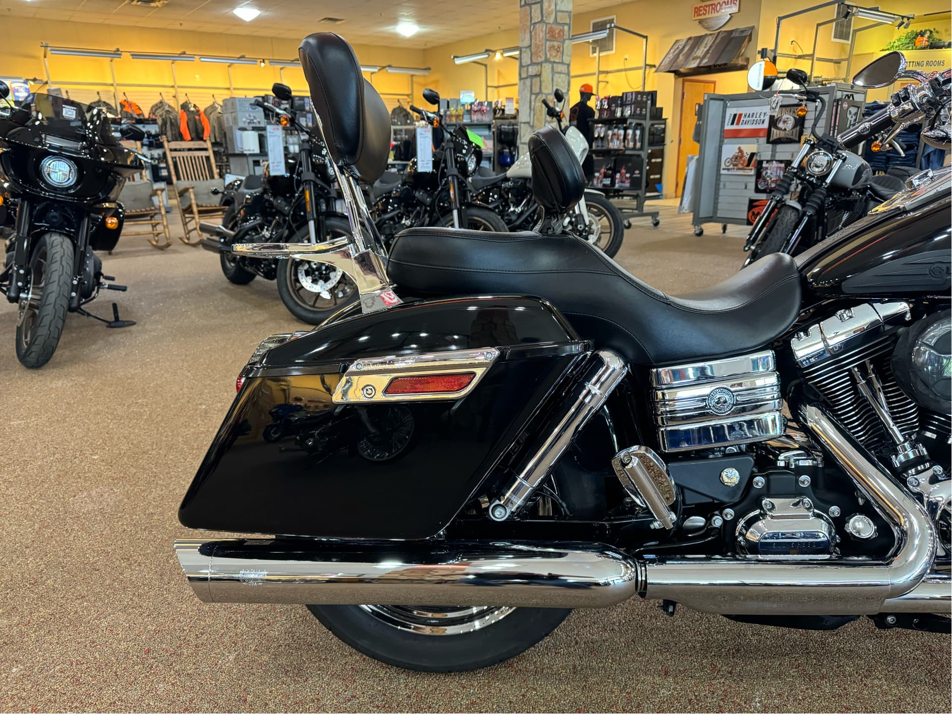 2015 Harley-Davidson Switchback™ - media 9