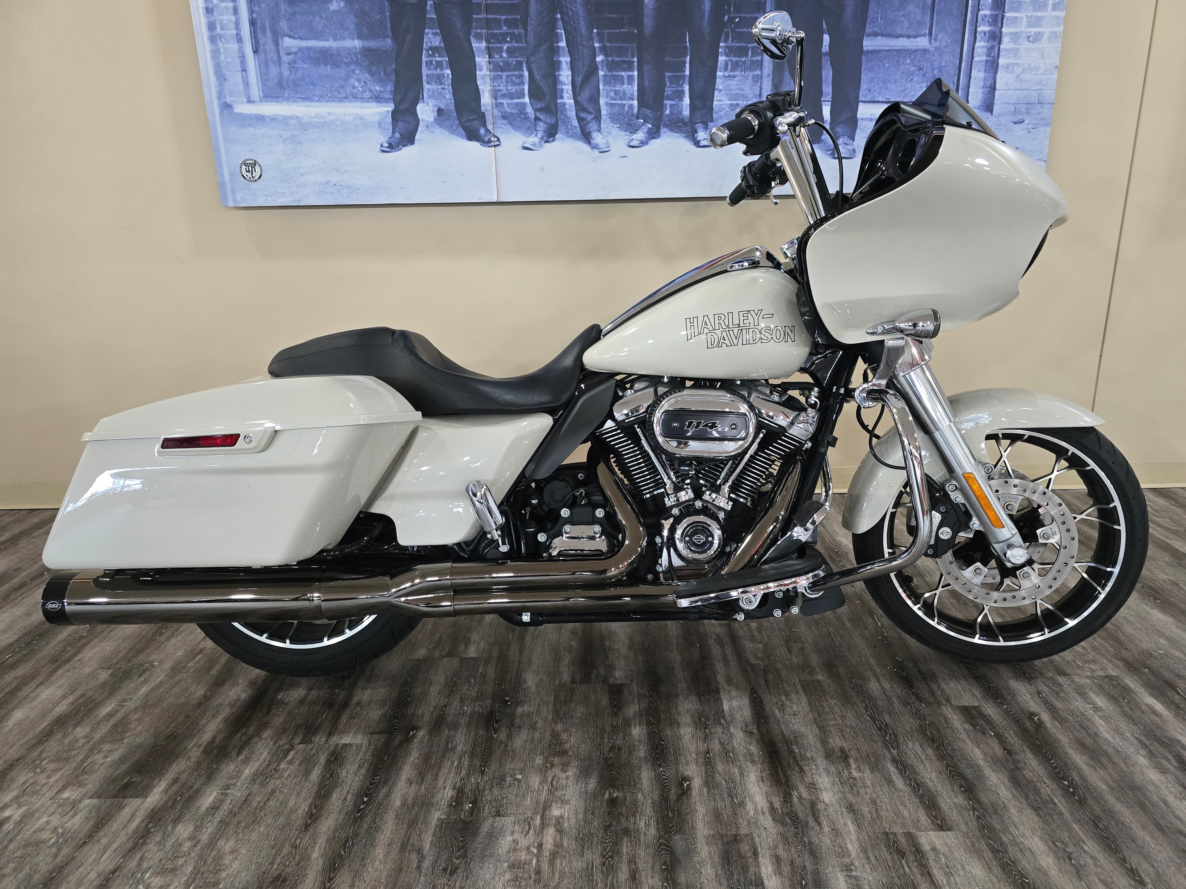 2023 Harley-Davidson Road Glide® Special - media 2