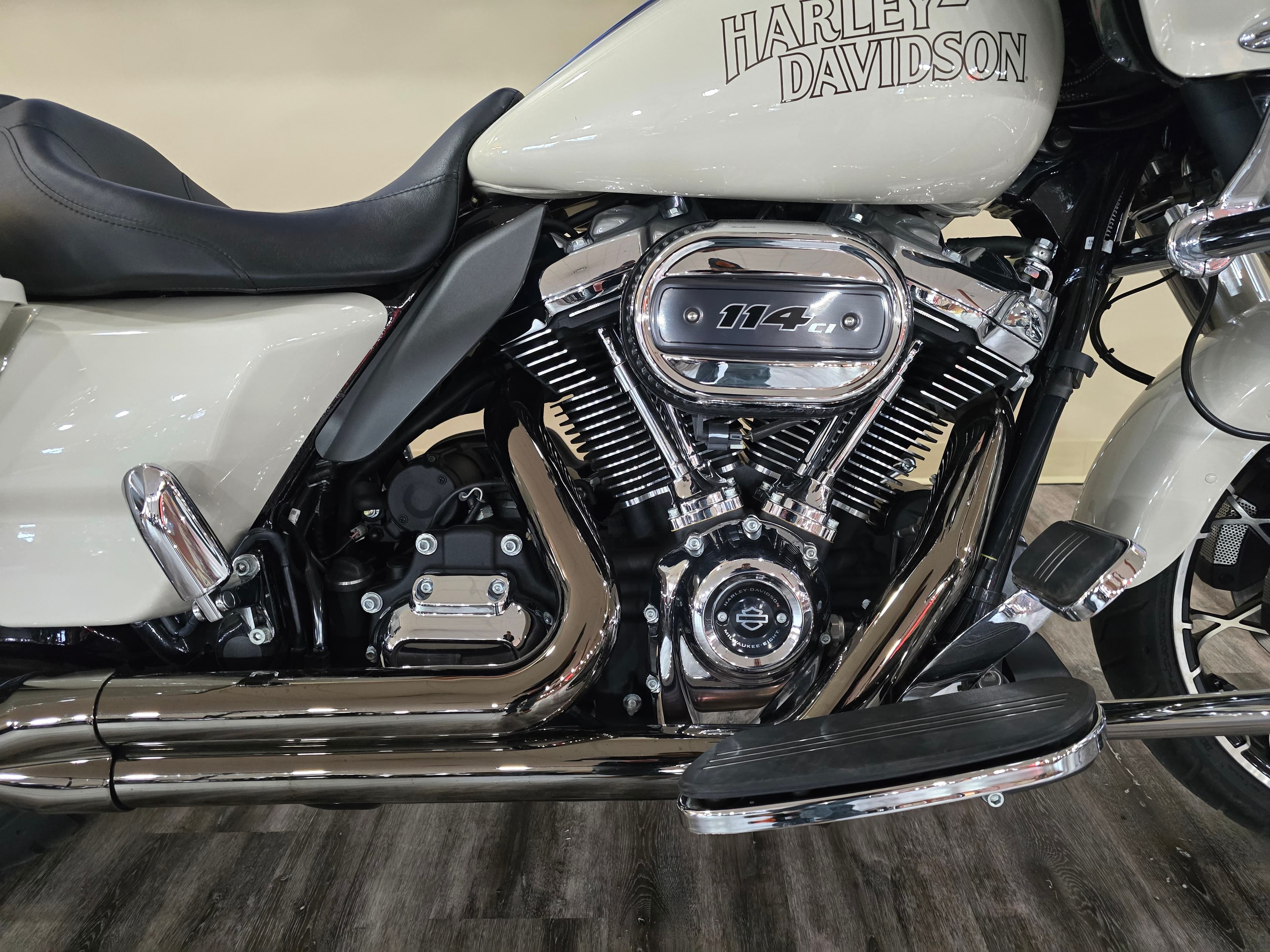 2023 Harley-Davidson Road Glide® Special - media 3