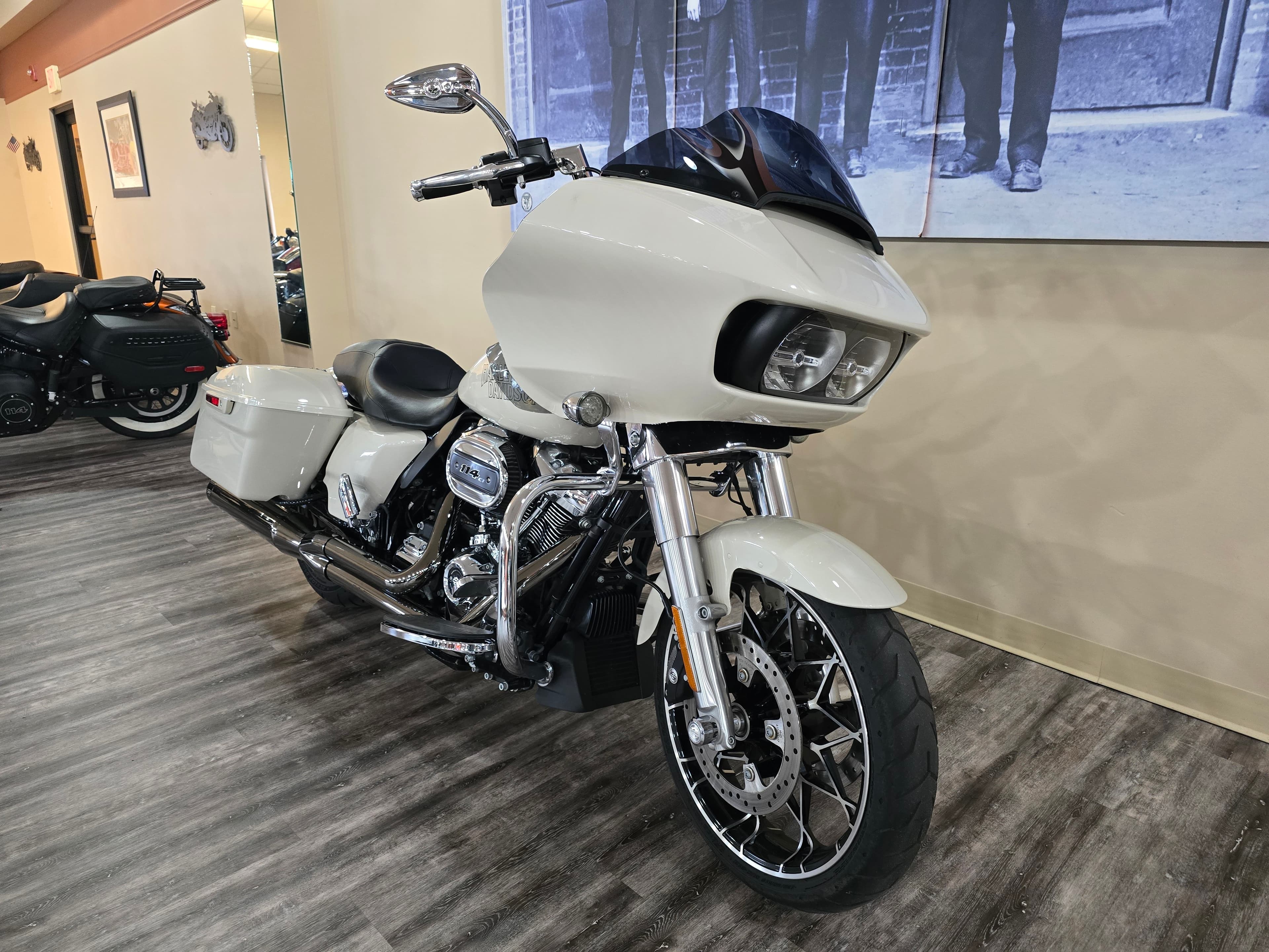 2023 Harley-Davidson Road Glide® Special - media 4