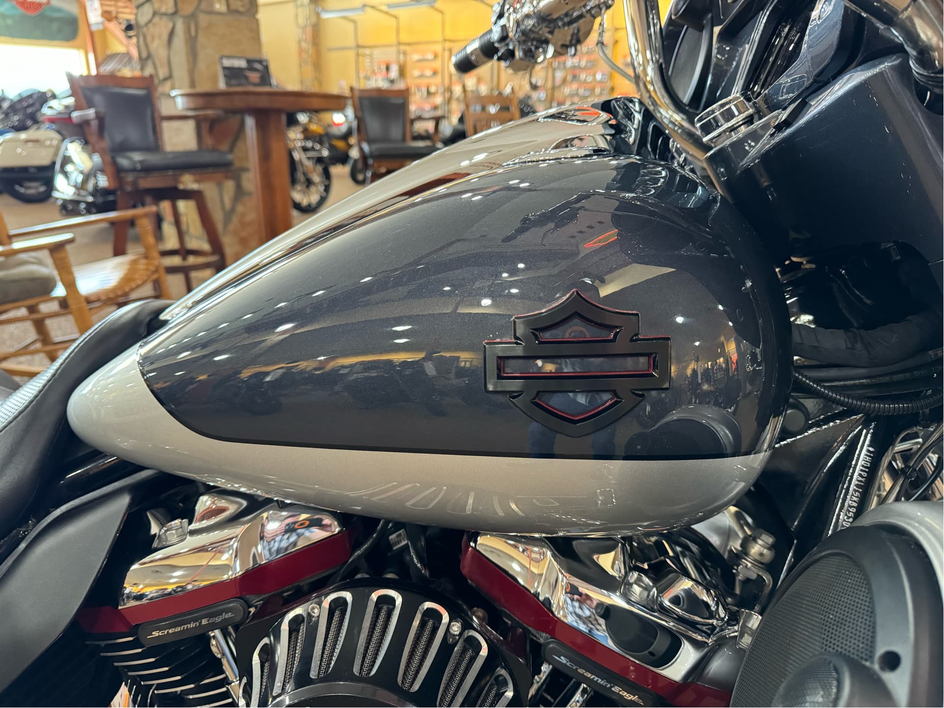 2019 Harley-Davidson CVO™ Street Glide® - media 5