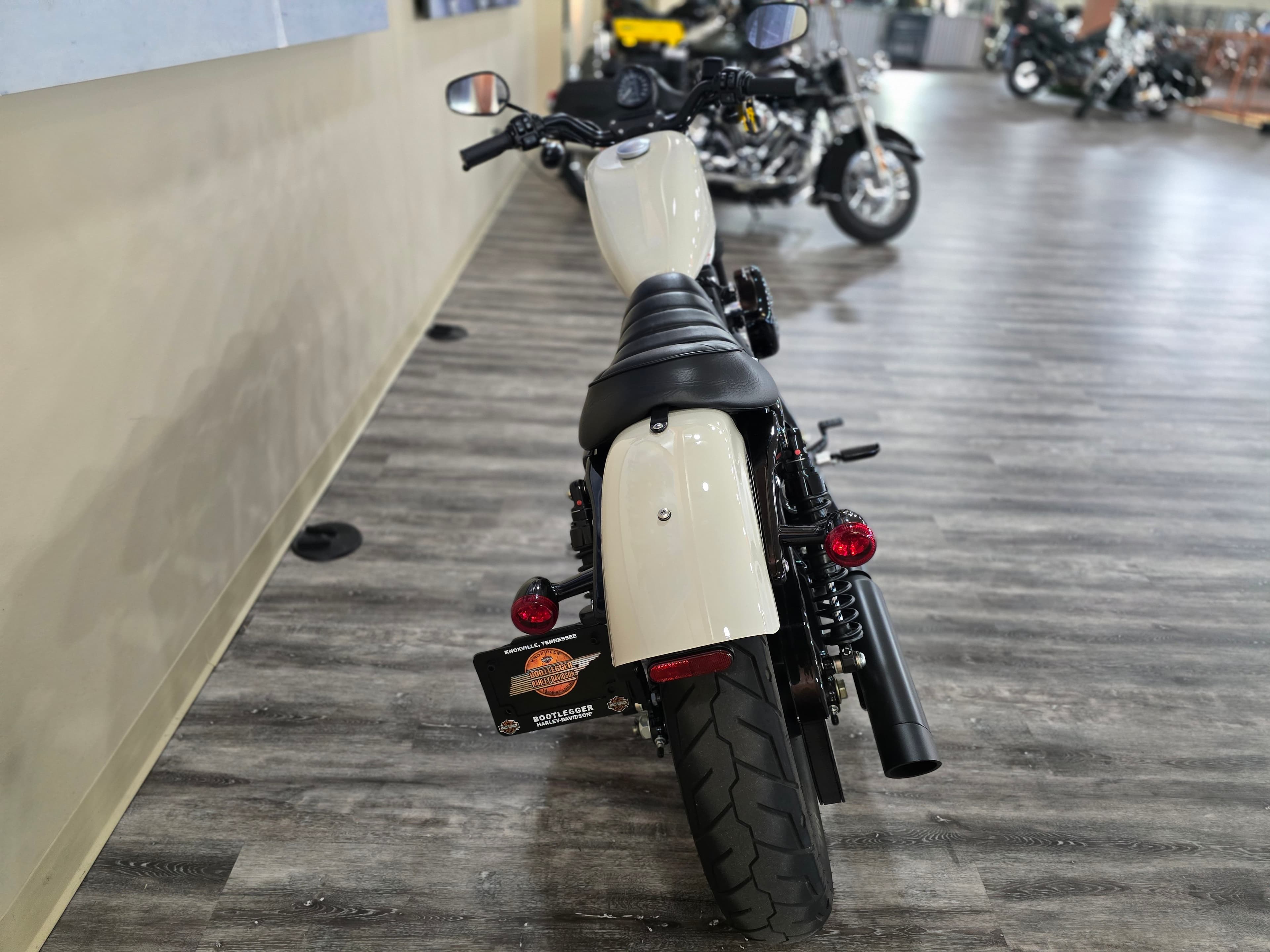 2022 Harley-Davidson Iron 883™ - media 7