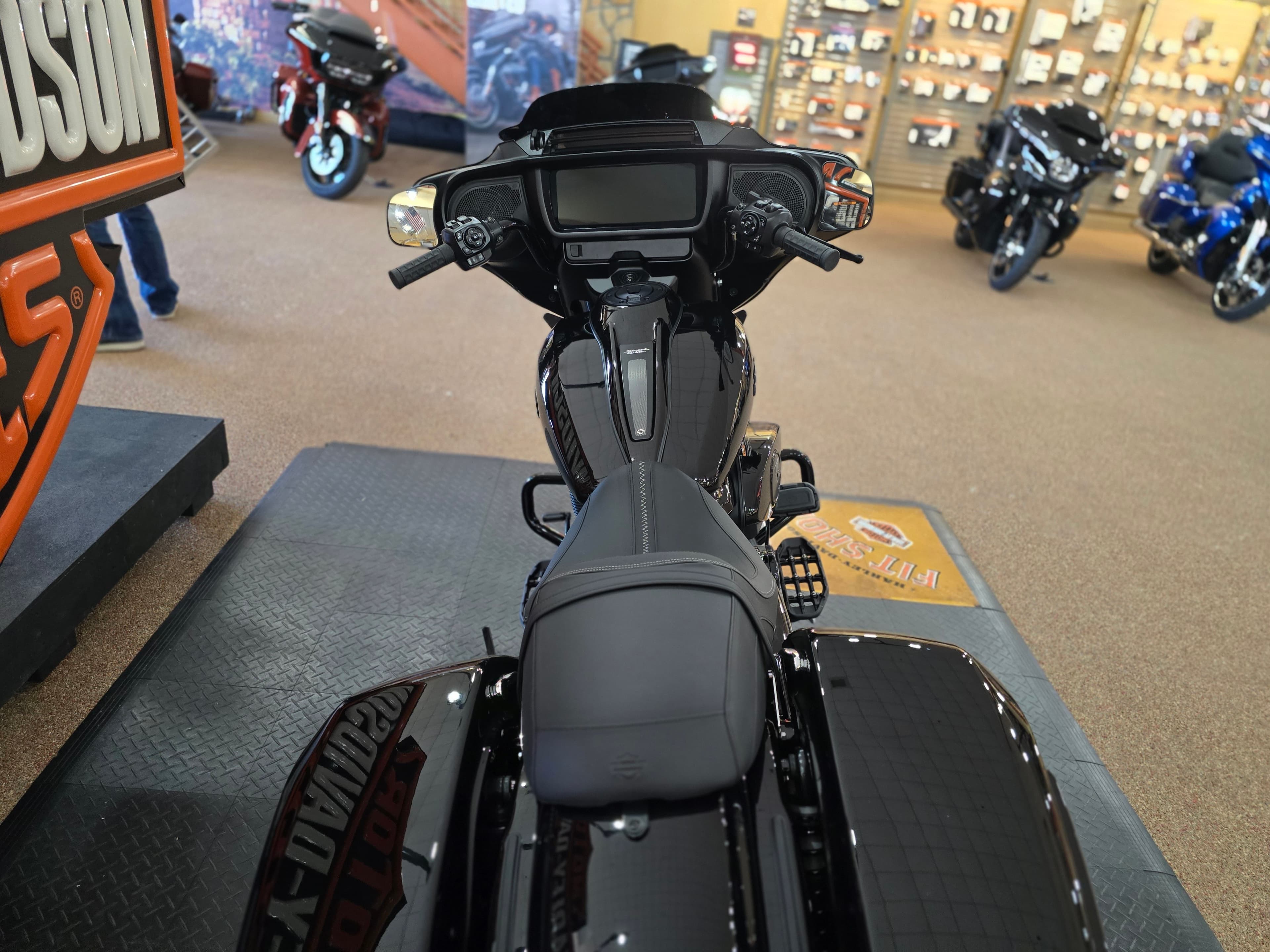 2026 Harley-Davidson Street Glide® - media 8