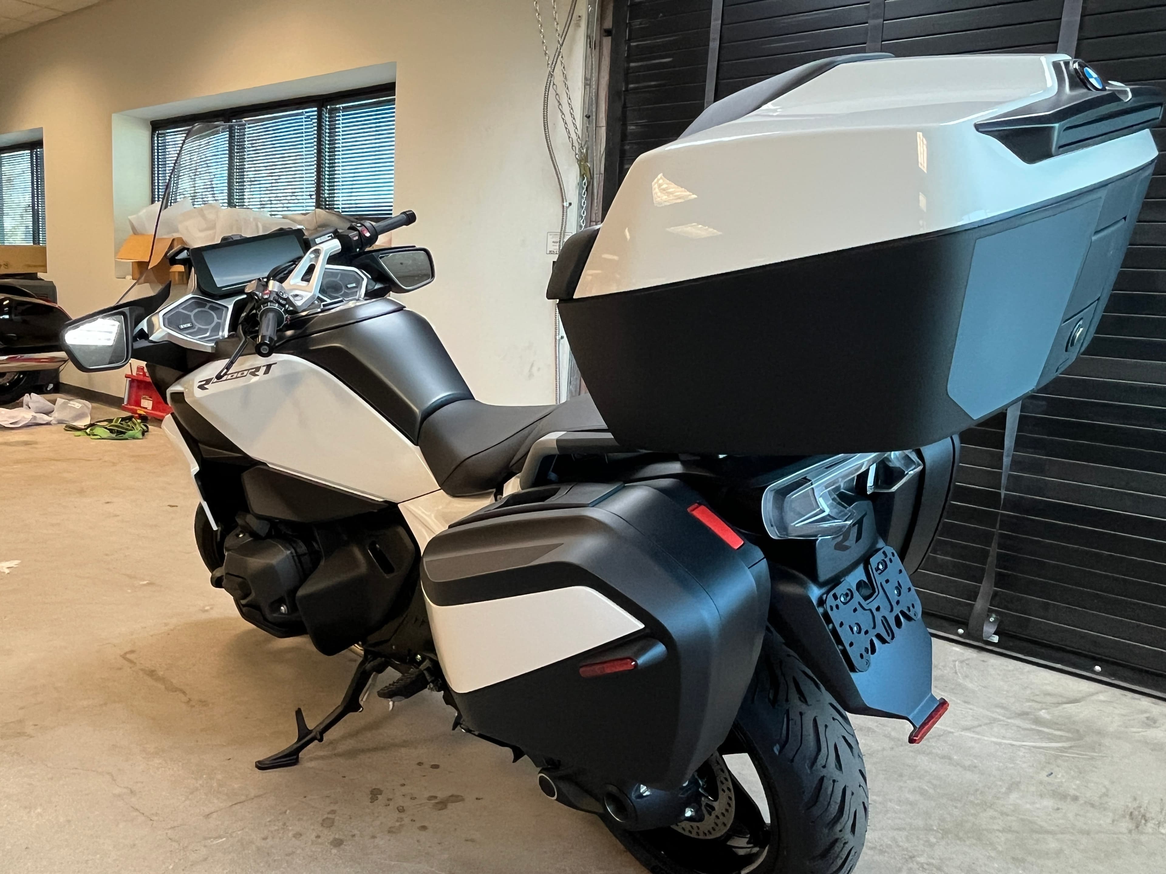 2026 BMW R 1300 RT - media 4