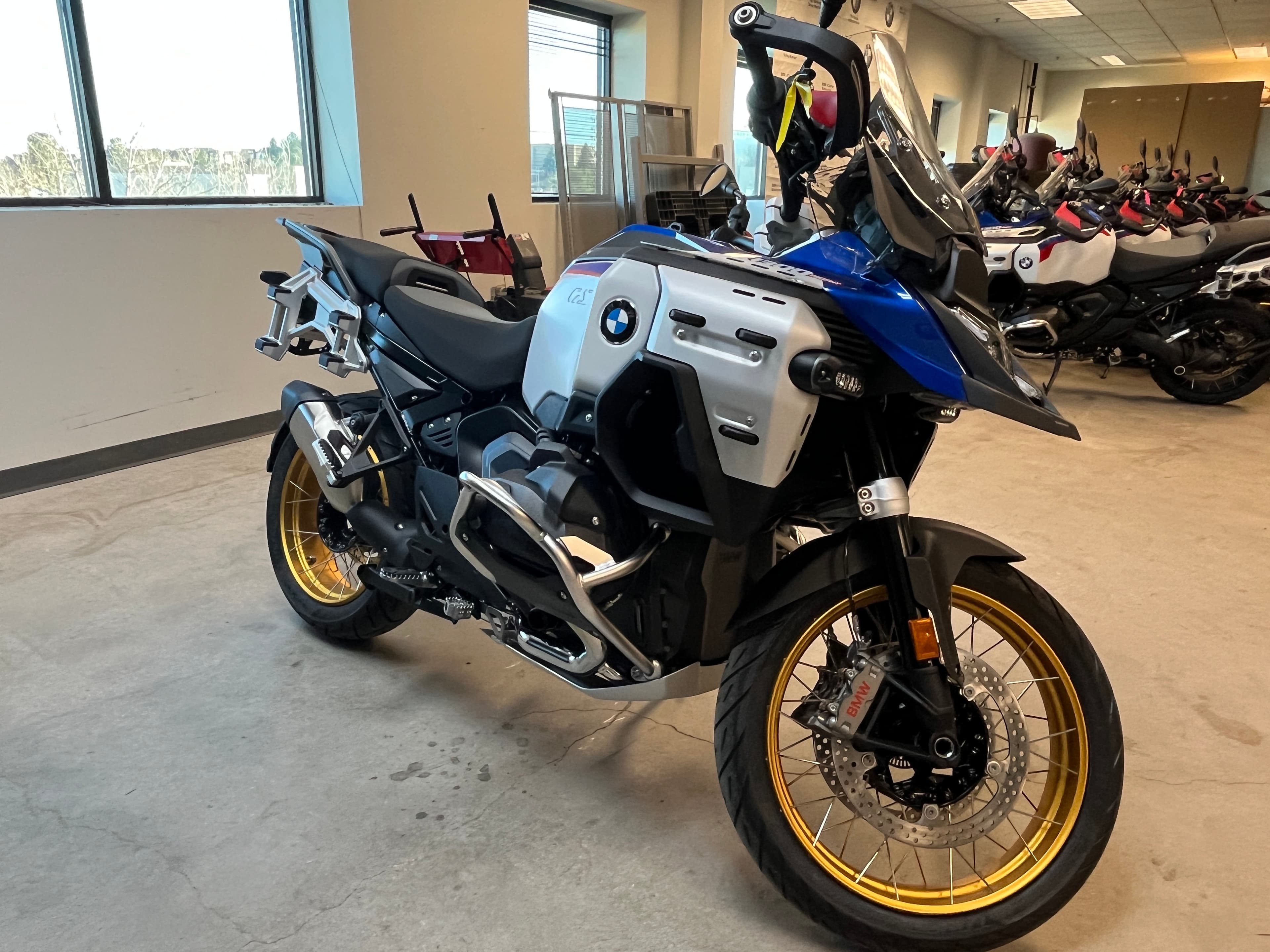 2026 BMW R 1300 GS Adventure - media 2