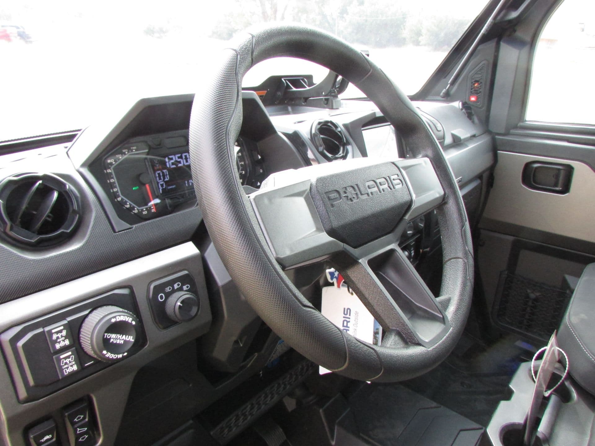 2025 Polaris Ranger Crew XD 1500 Northstar Edition Ultimate - media 5