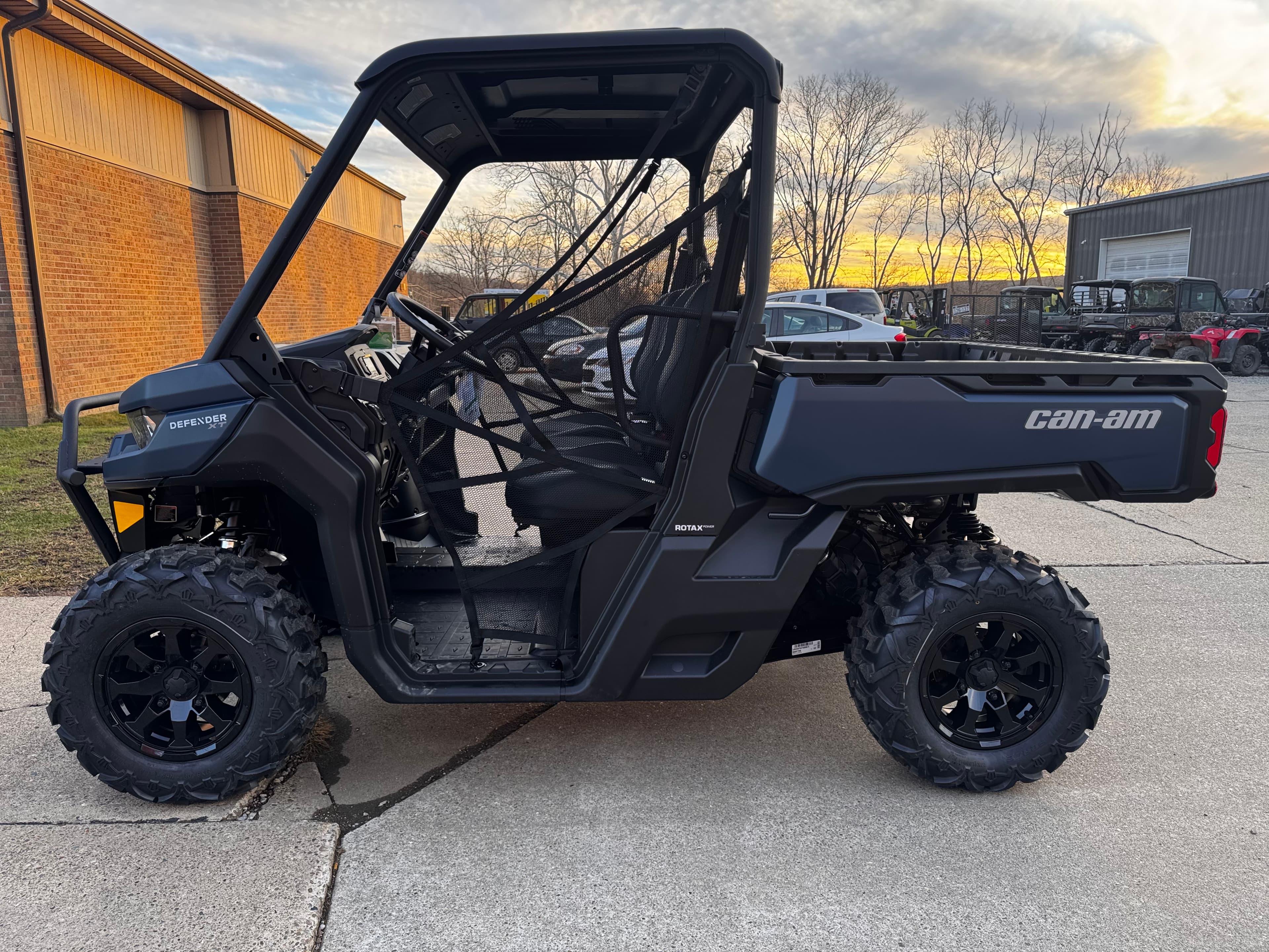 2026 Can-Am Defender XT HD9 - media 4