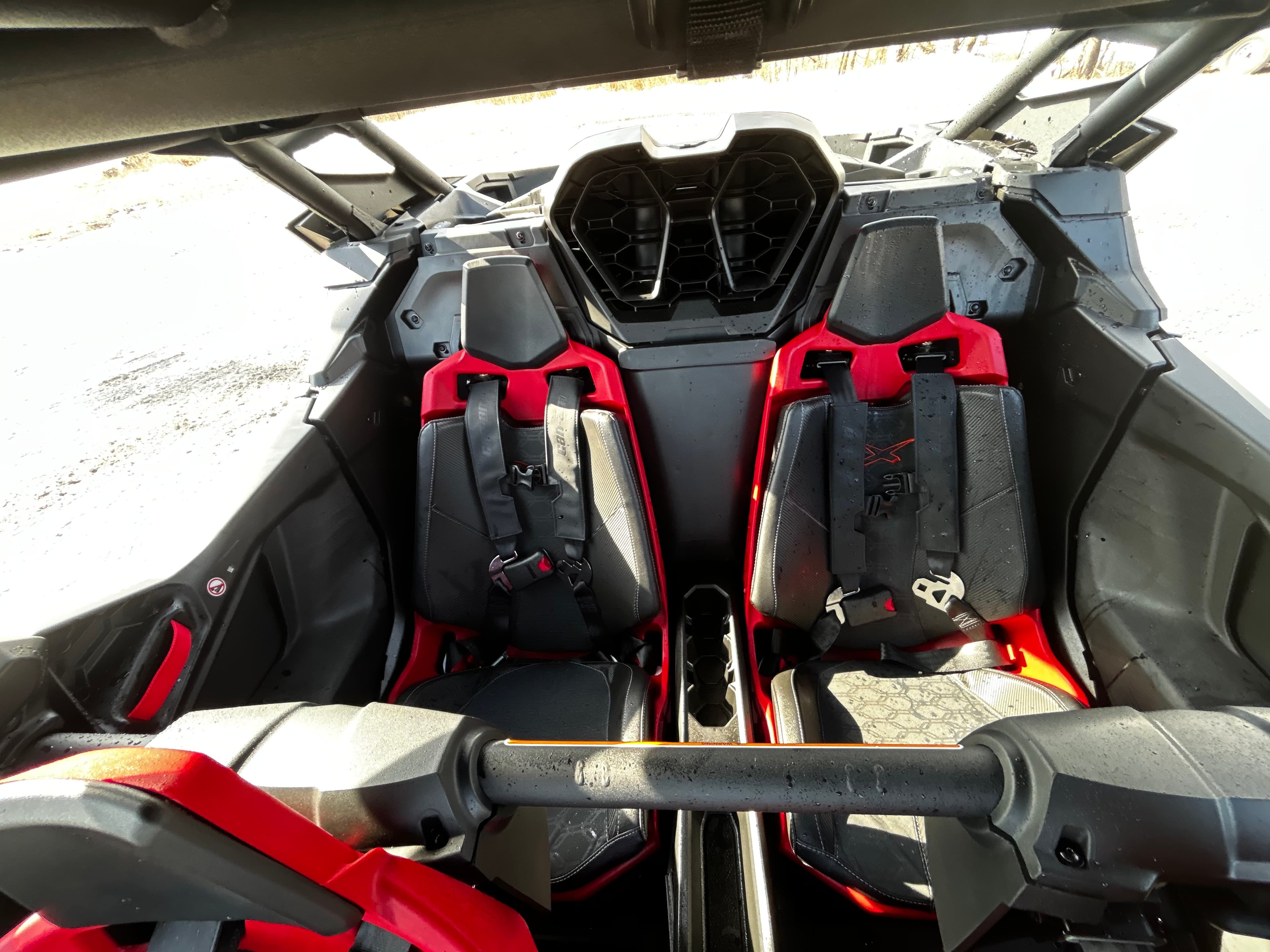 2026 Can-Am Maverick R MAX X RS with Smart-Shox - media 10