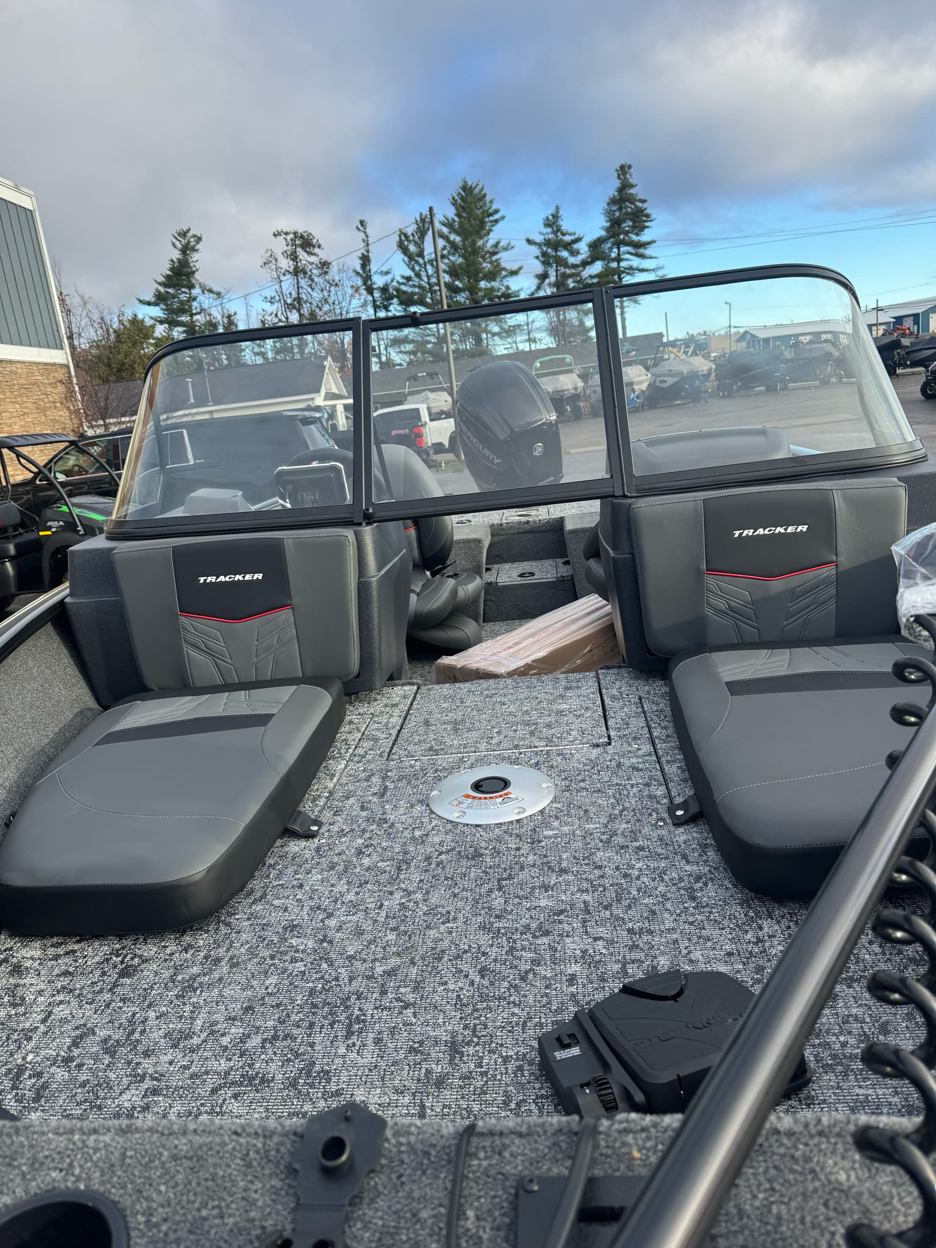 2026 Tracker Pro Guide V175 Combo - media 5