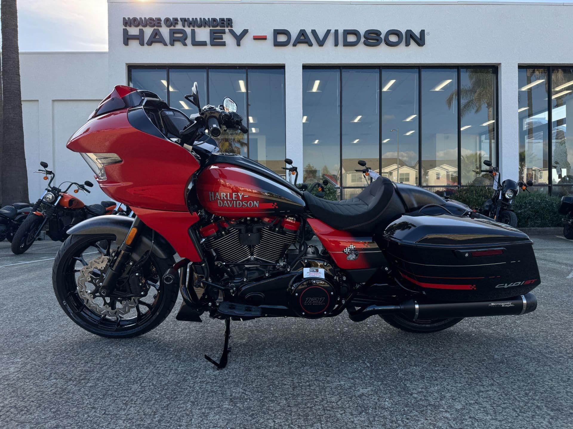 2026 Harley-Davidson CVO™ Road Glide® ST - media 10
