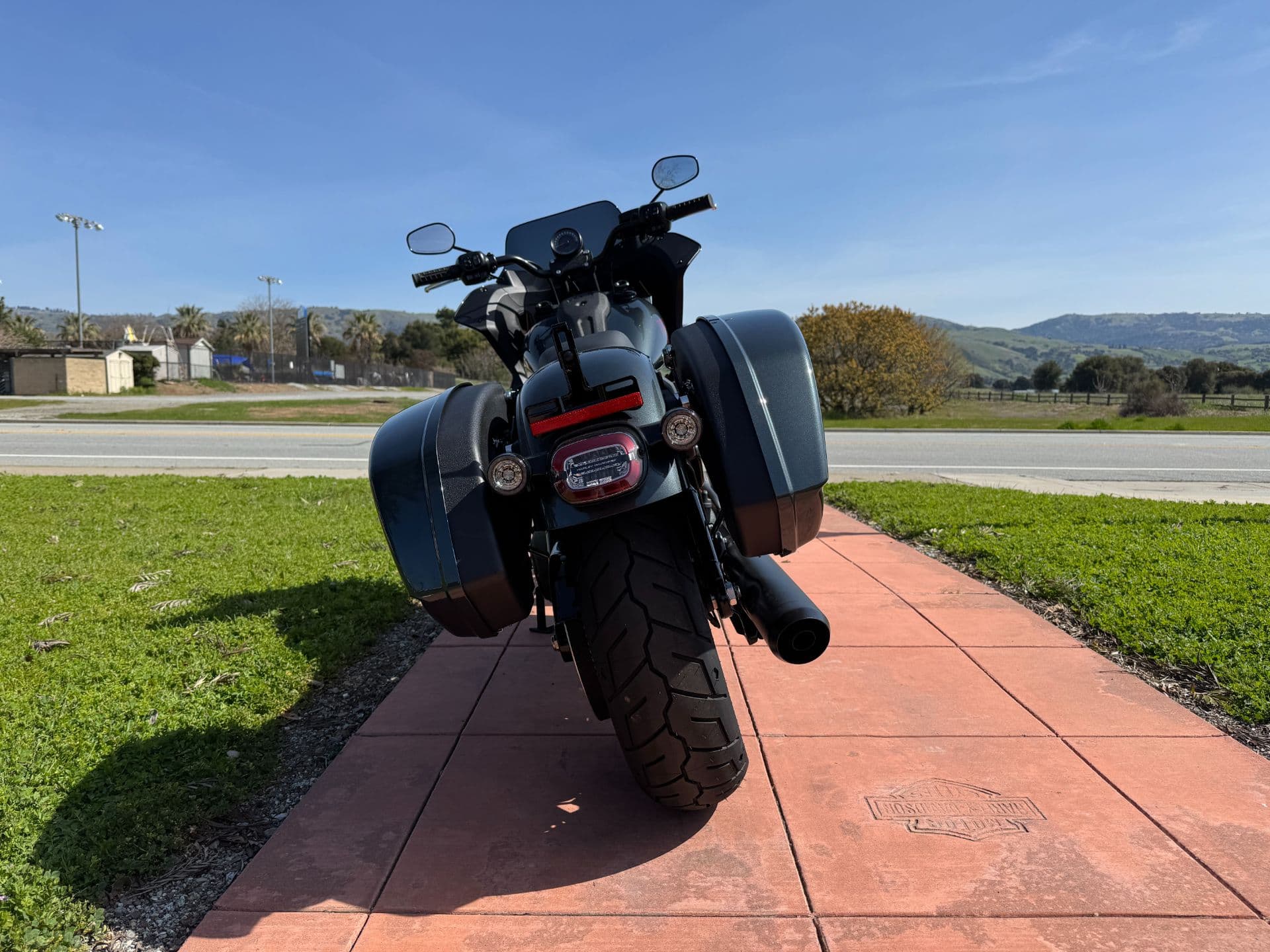 2025 Harley-Davidson Low Rider ST - media 8