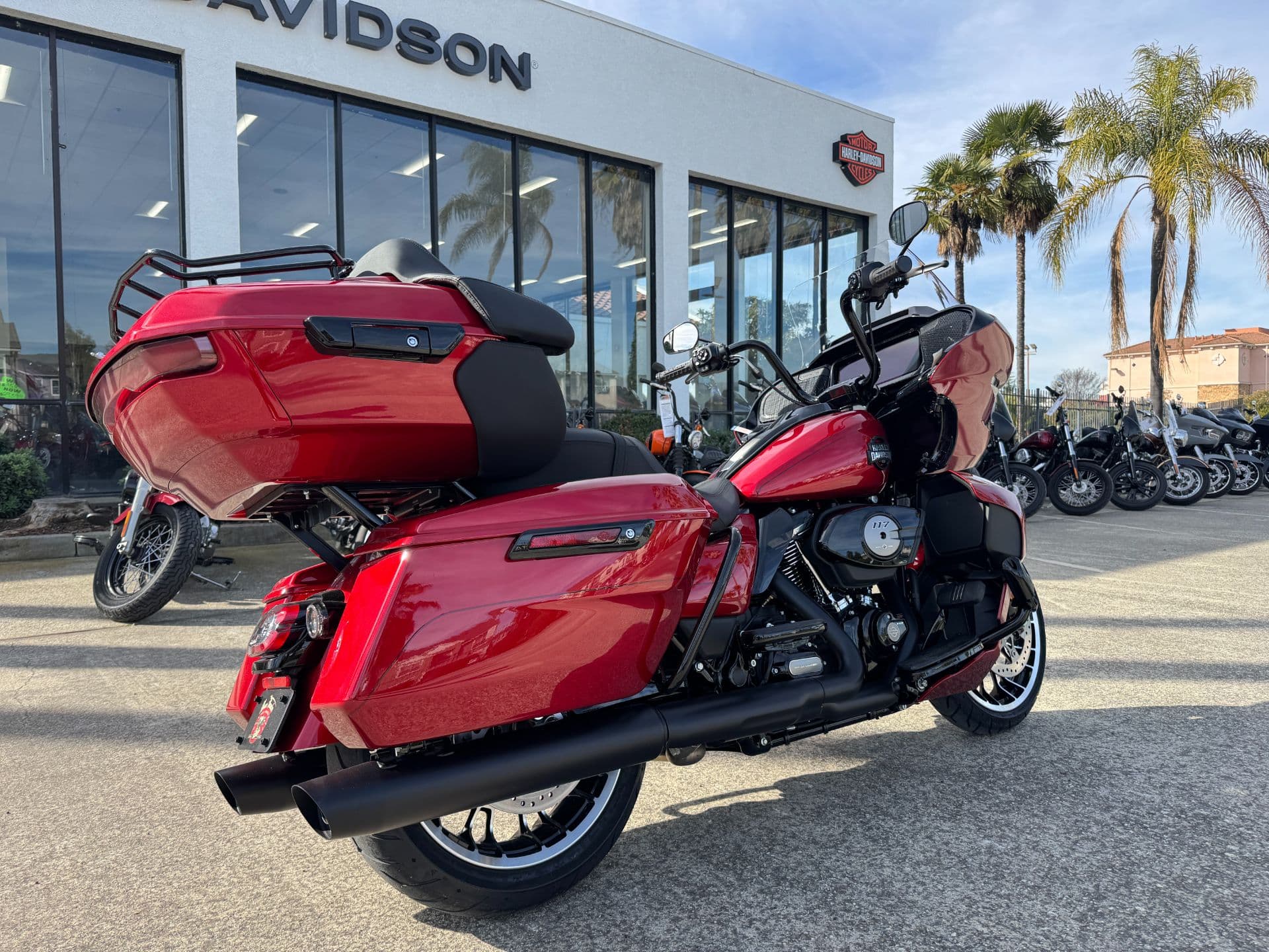 2026 Harley-Davidson Road Glide® Limited - media 7