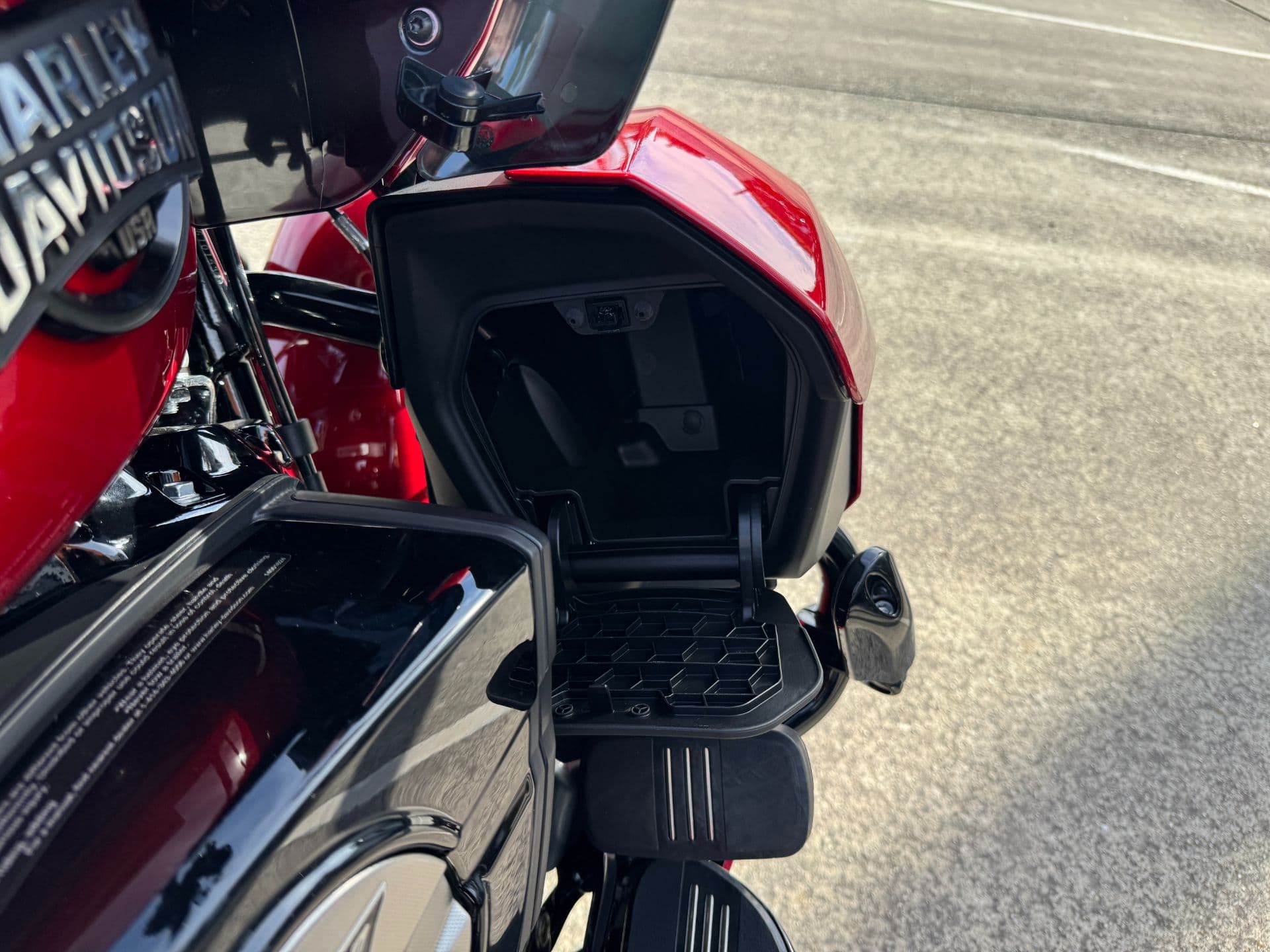 2026 Harley-Davidson Road Glide® Limited - media 18