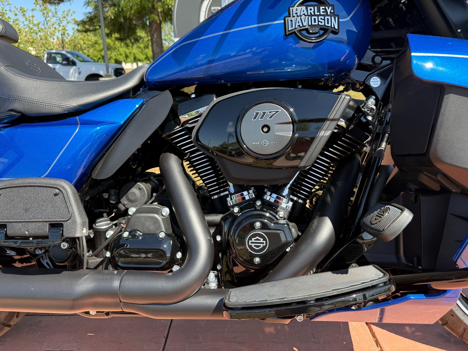 2025 Harley-Davidson Street Glide® Ultra - media 3