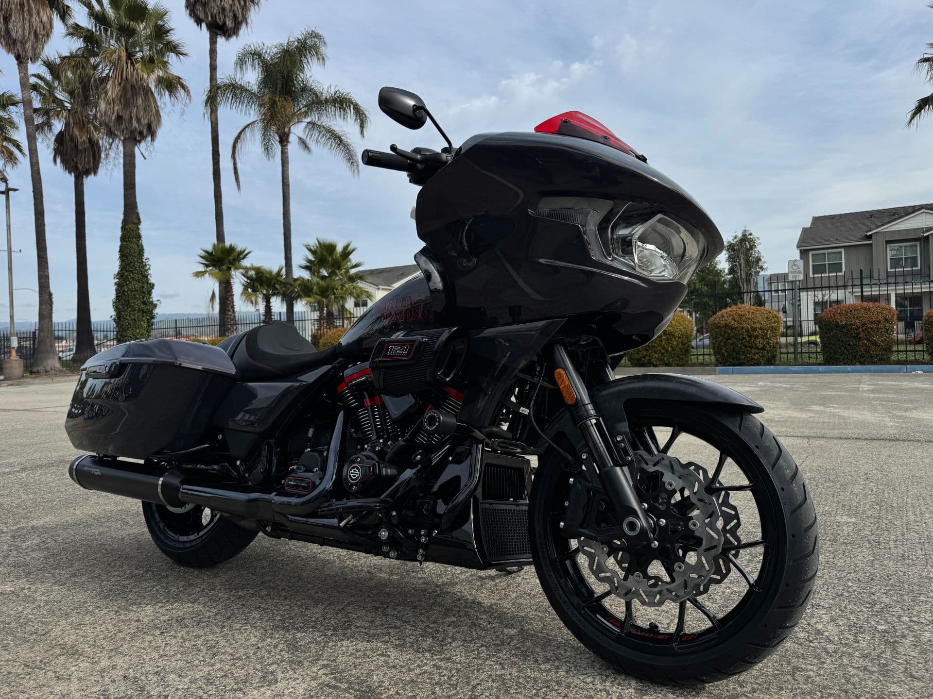 2026 Harley-Davidson CVO™ Road Glide® ST - media 14